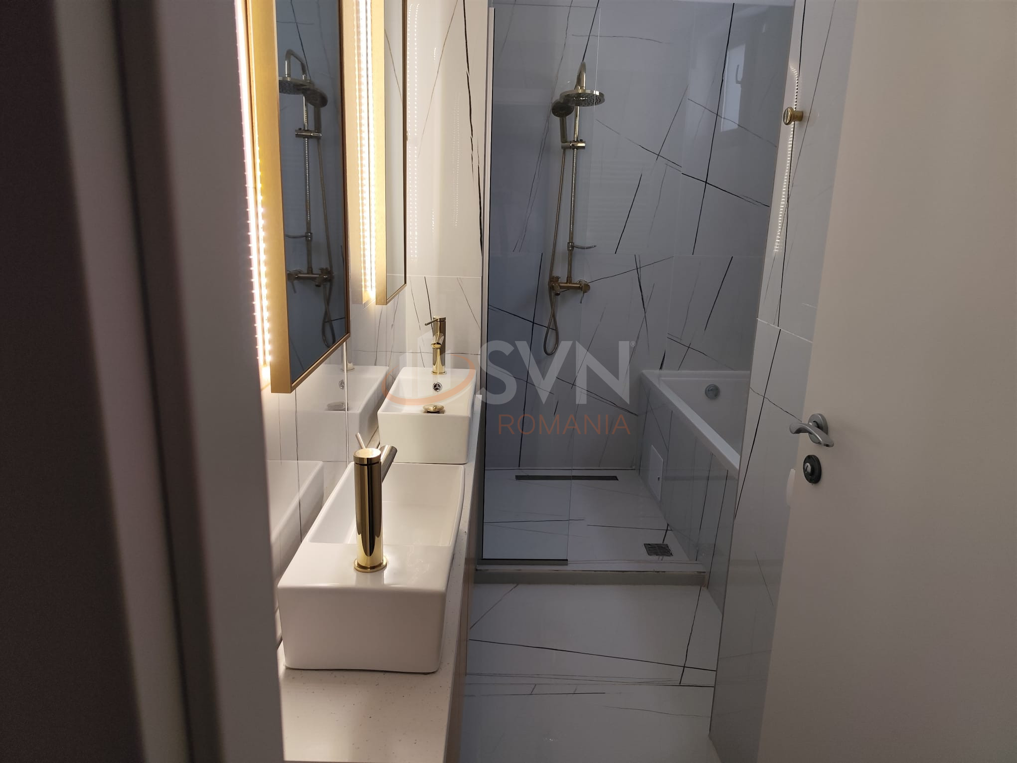 Apartament, 3 camere Bucuresti/Piata Romana
