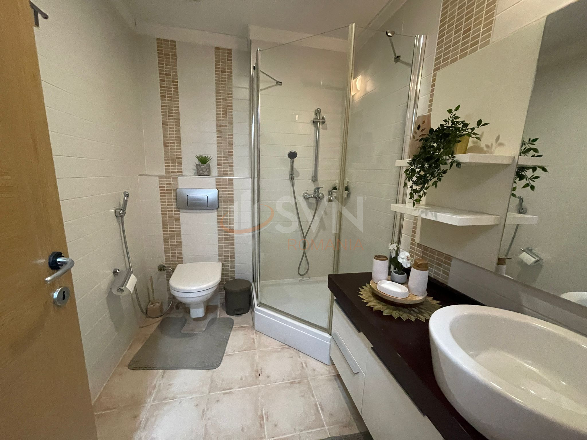 Apartament, 3 camere Bucuresti/Lacul Tei