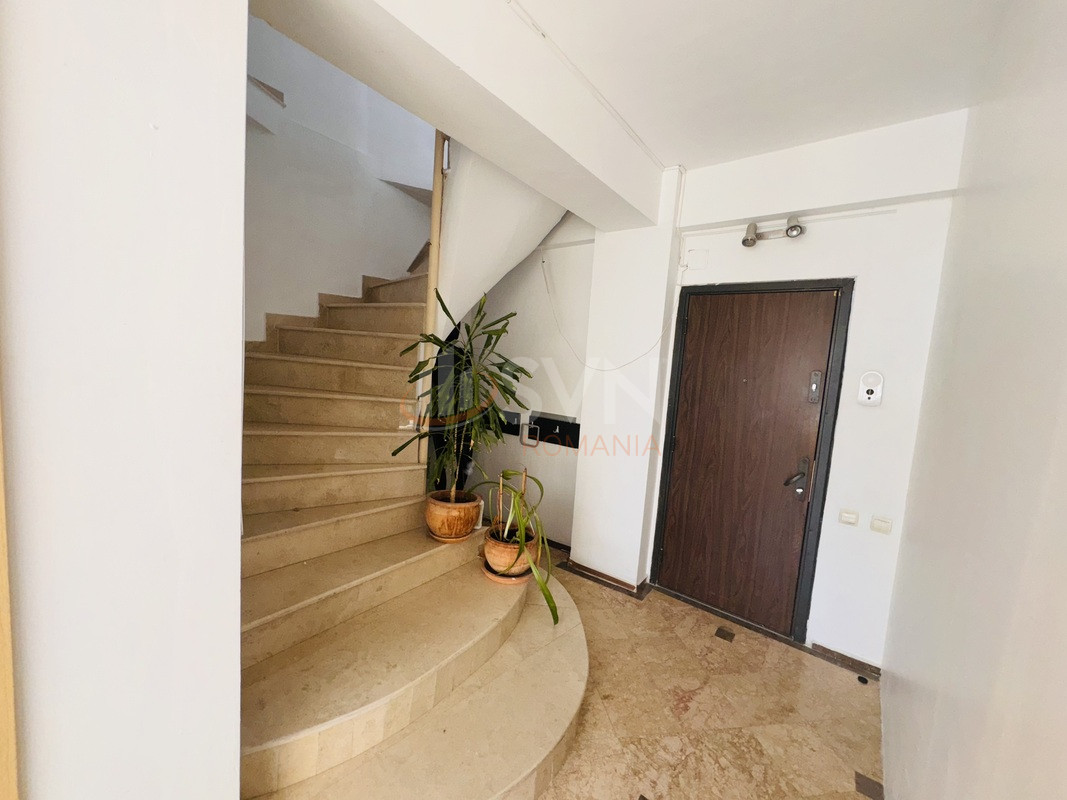 Apartament, 3 camere Bucuresti/Piata Victoriei