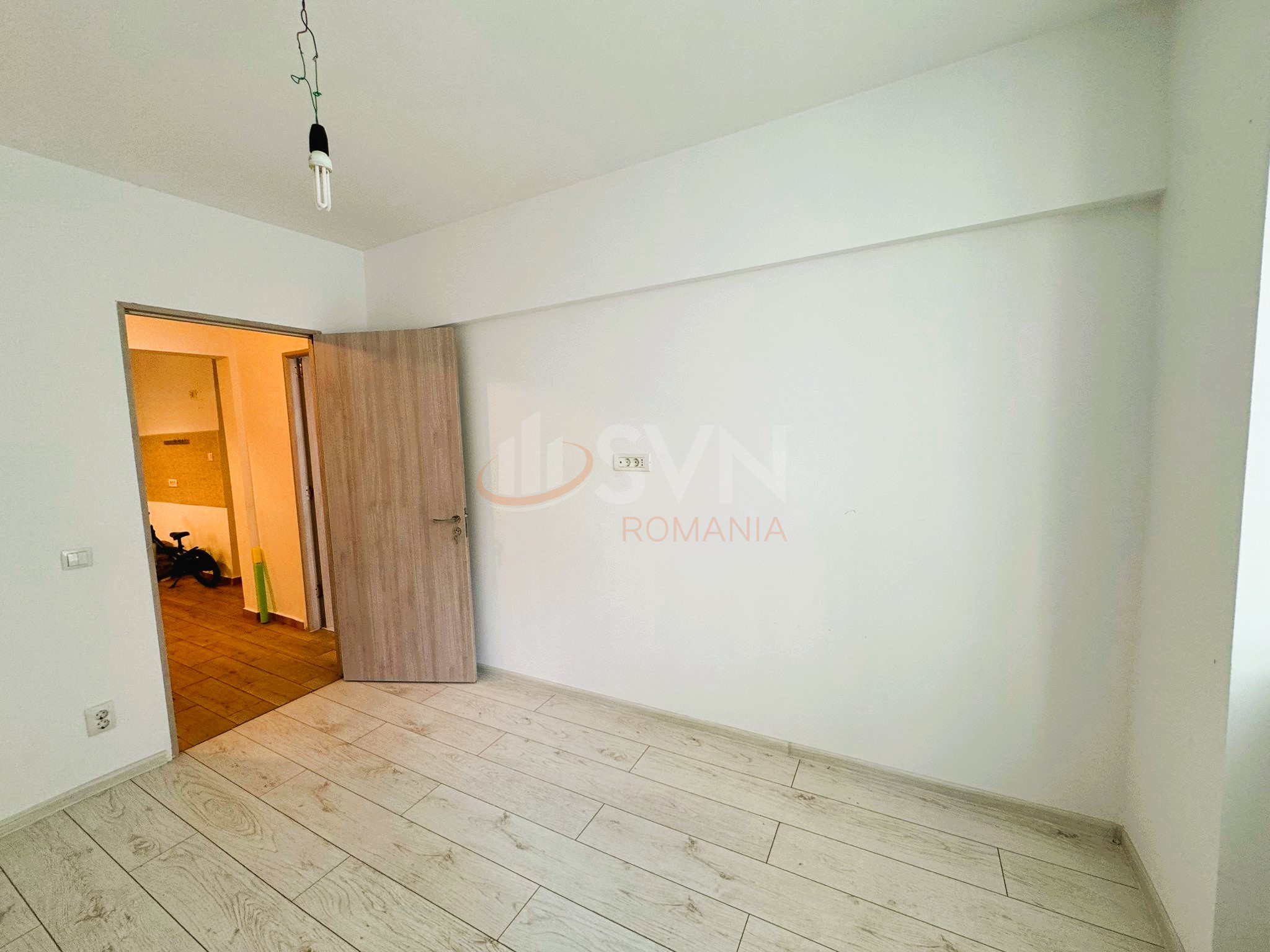 Apartament, 3 camere Bucuresti/Lacul Tei