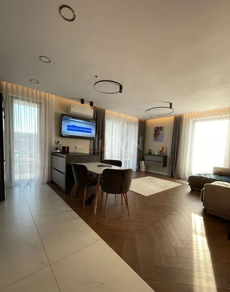 Apartament, 3 camere Cluj/Zorilor