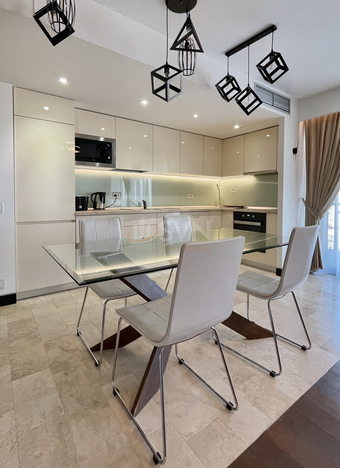 Apartament, 3 camere Bucuresti/Arcul De Triumf