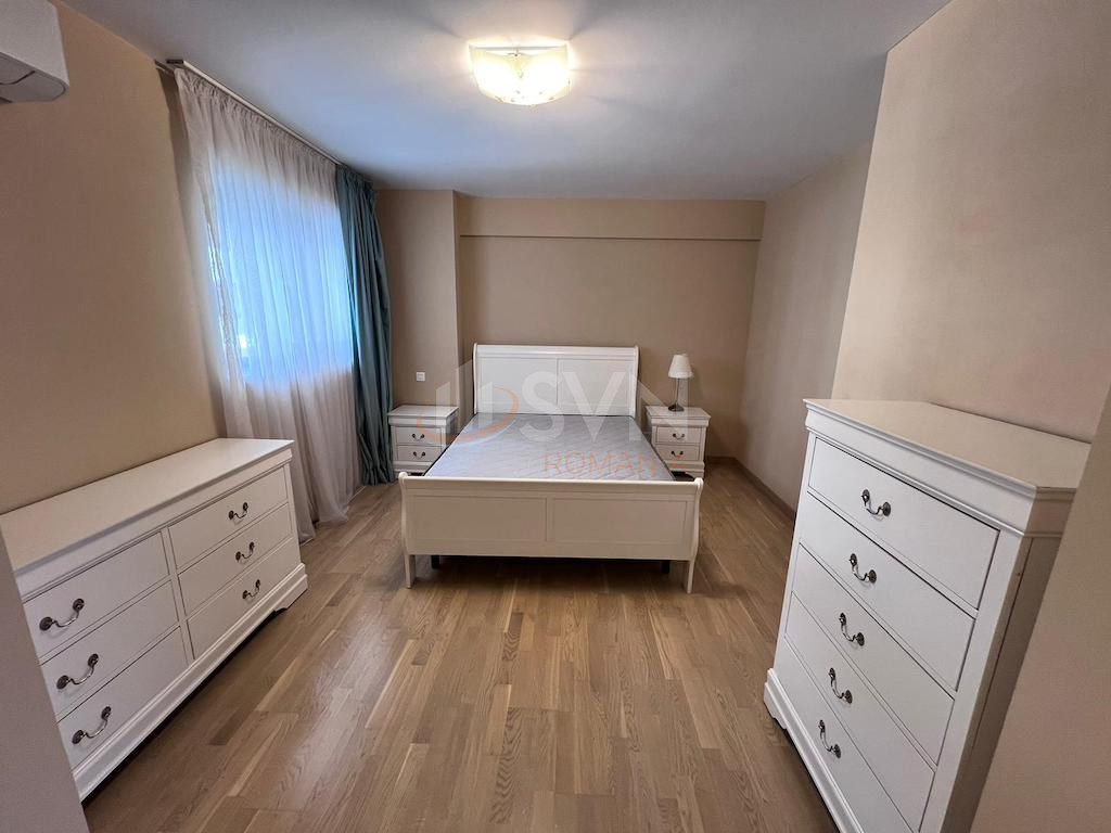 Apartament, 3 camere Bucuresti/Banu Manta