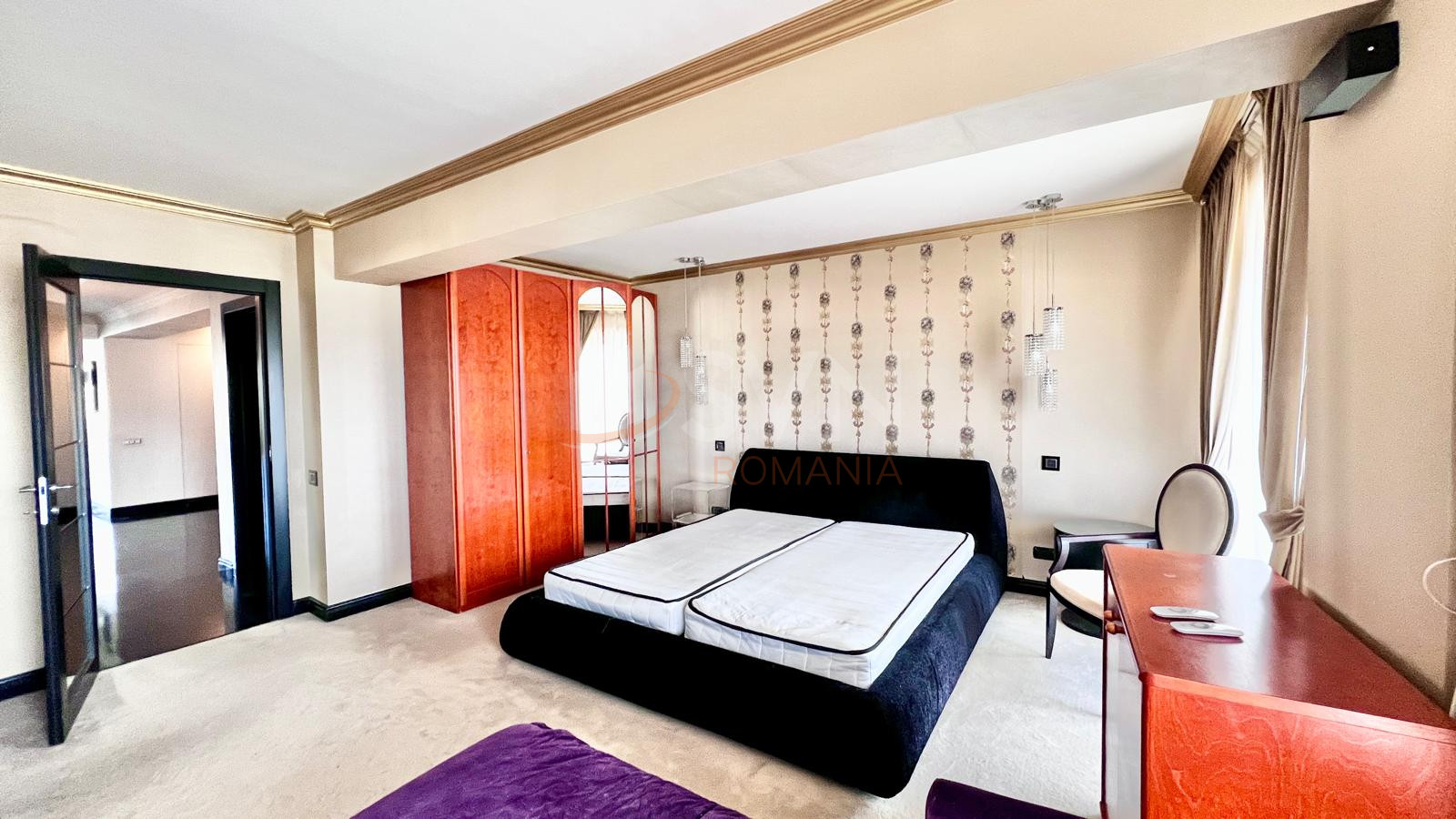 Apartament, 3 camere Cluj/Plopilor