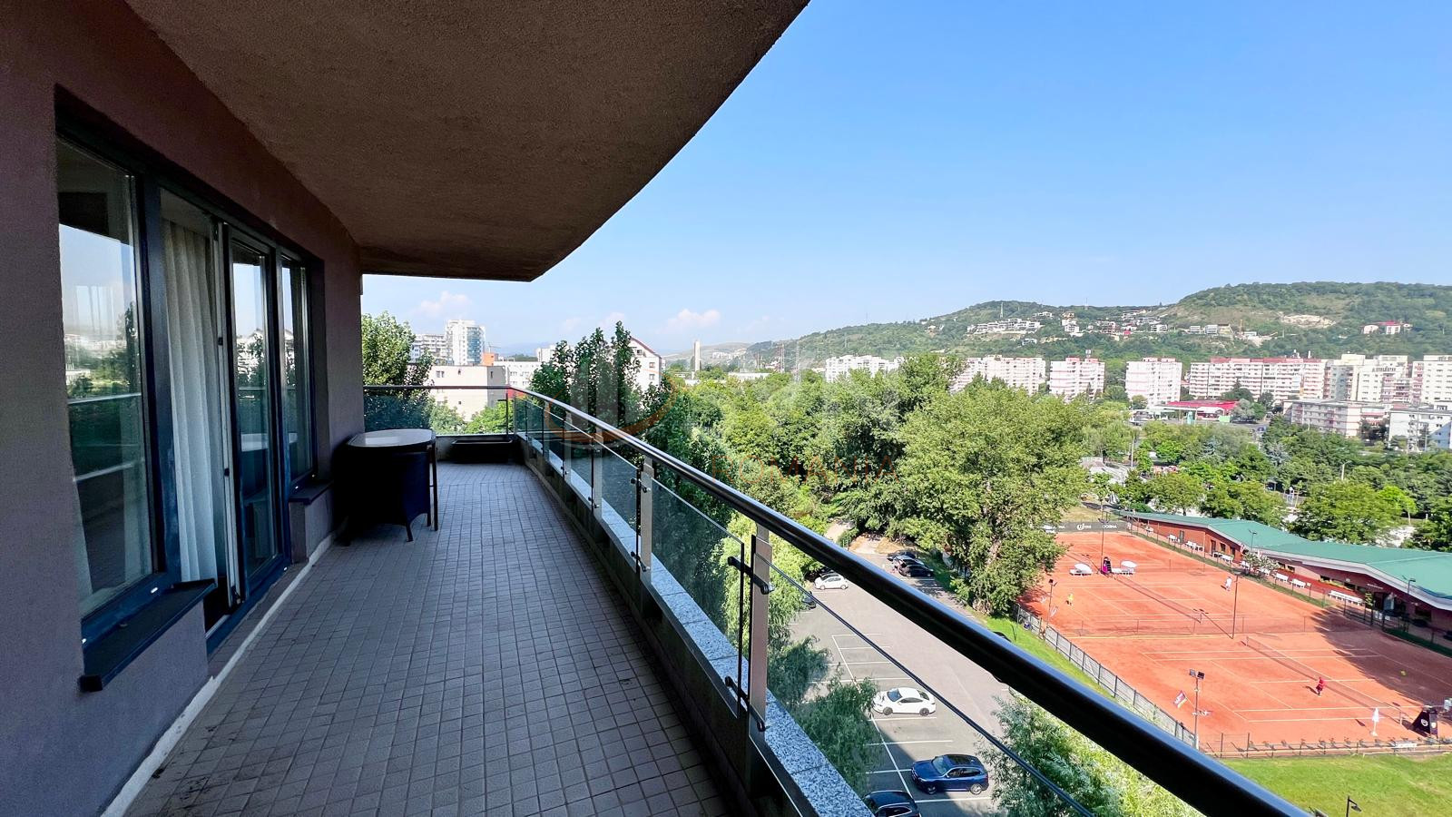 Apartament, 3 camere Cluj/Plopilor