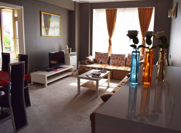 Apartament, 3 camere Bucuresti/Primaverii