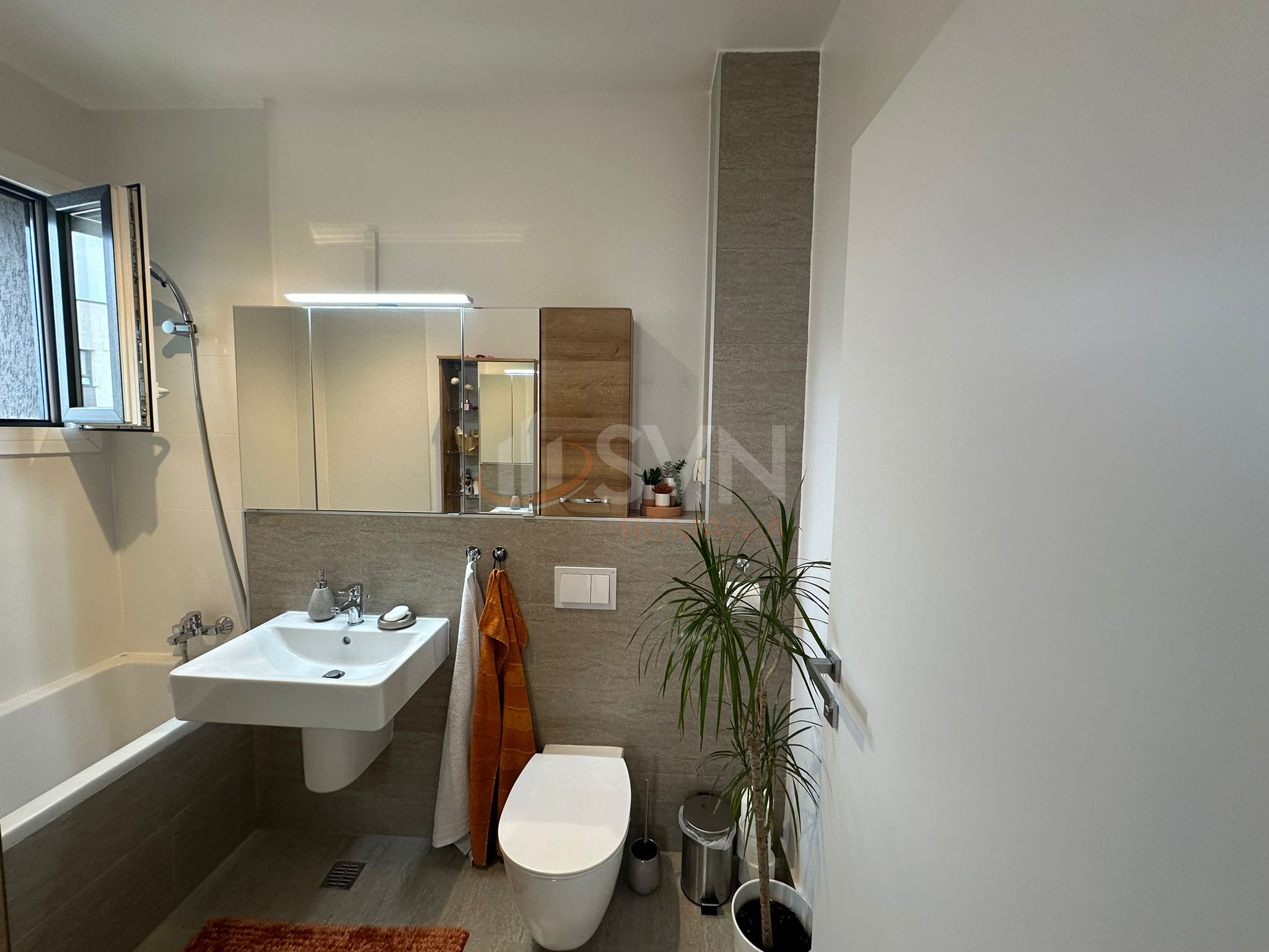 Apartament, 3 camere Bucuresti/Bucurestii Noi