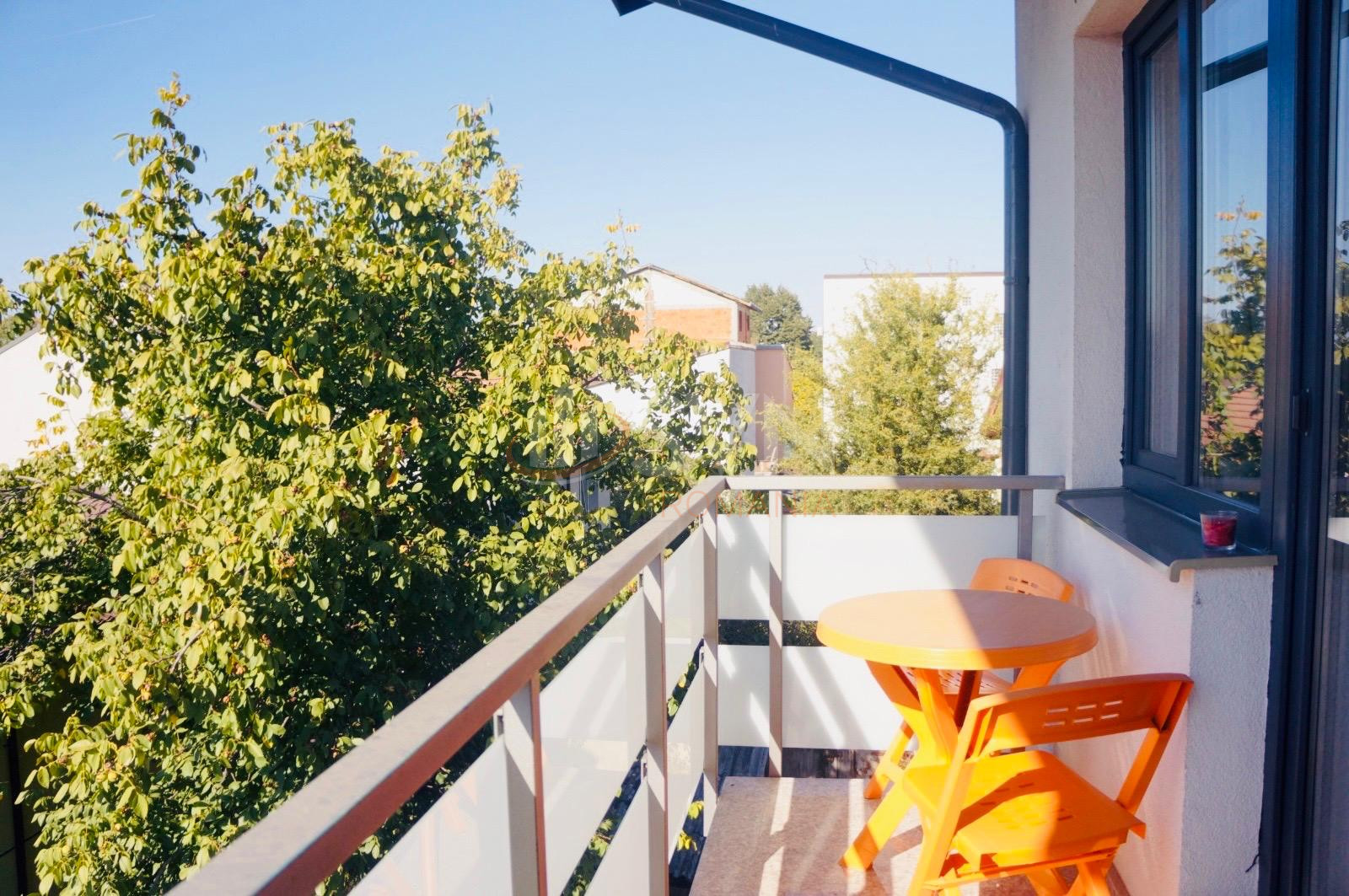Apartament, 3 camere Bucuresti/Bucurestii Noi