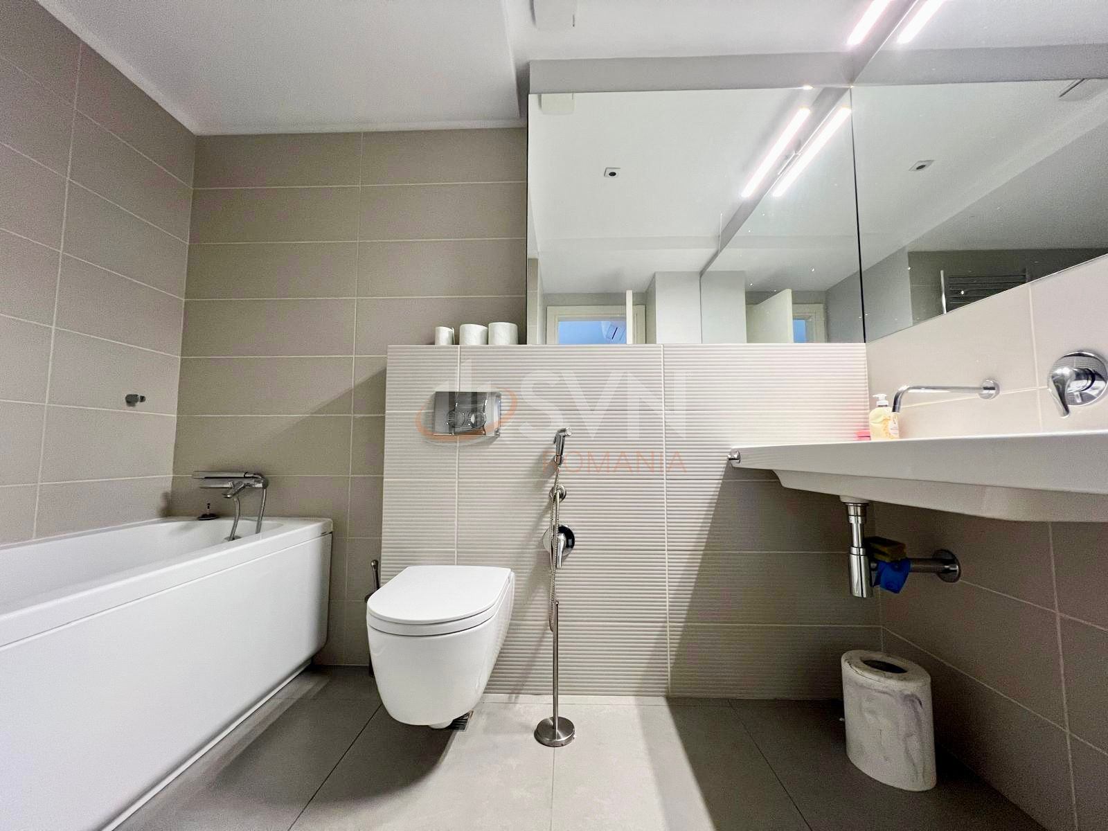 Apartament, 3 camere Bucuresti/Herastrau