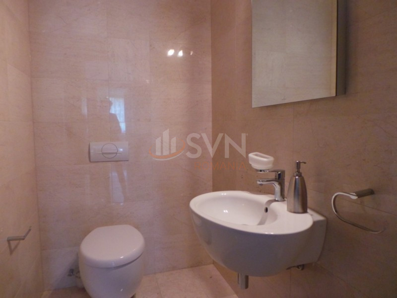 Apartament, 3 camere Bucuresti/Primaverii