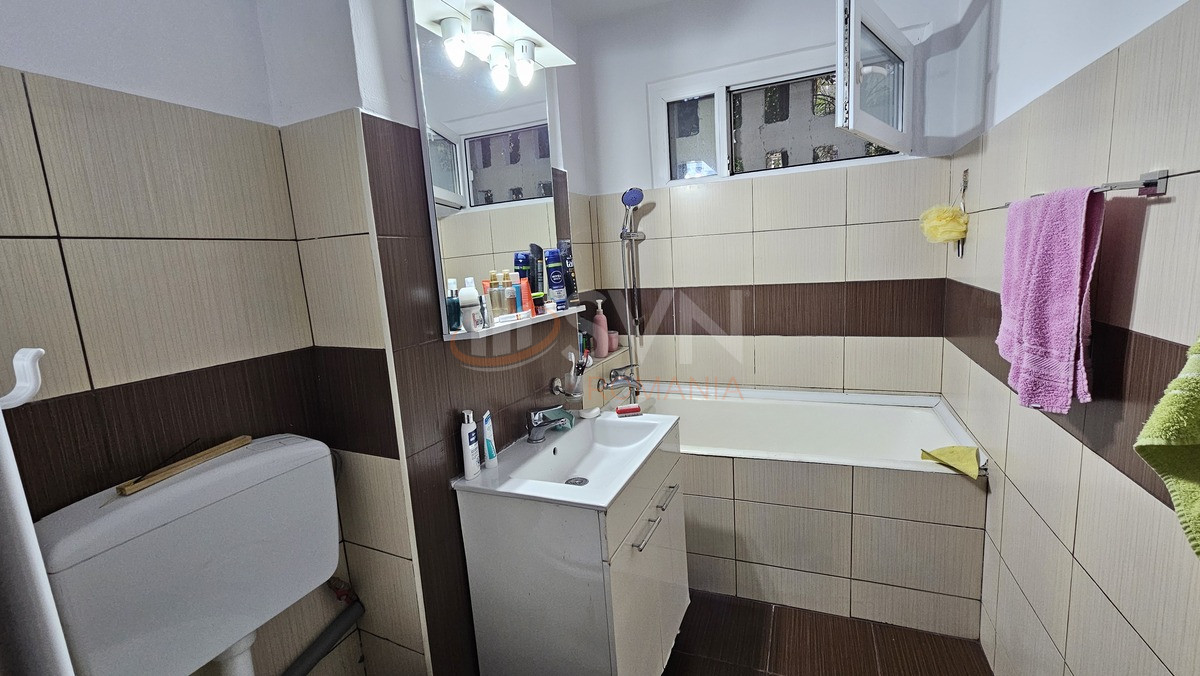 Apartament, 3 camere Bucuresti/Lujerului