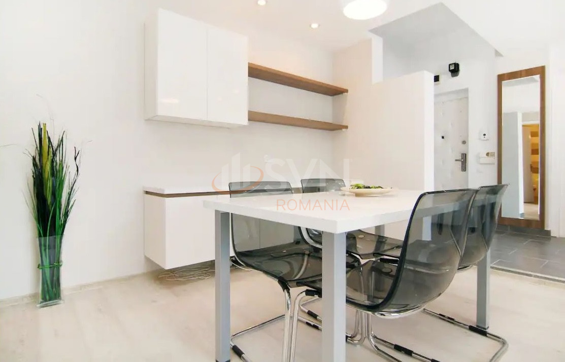 Apartament, 3 camere Bucuresti/Universitate (s1)