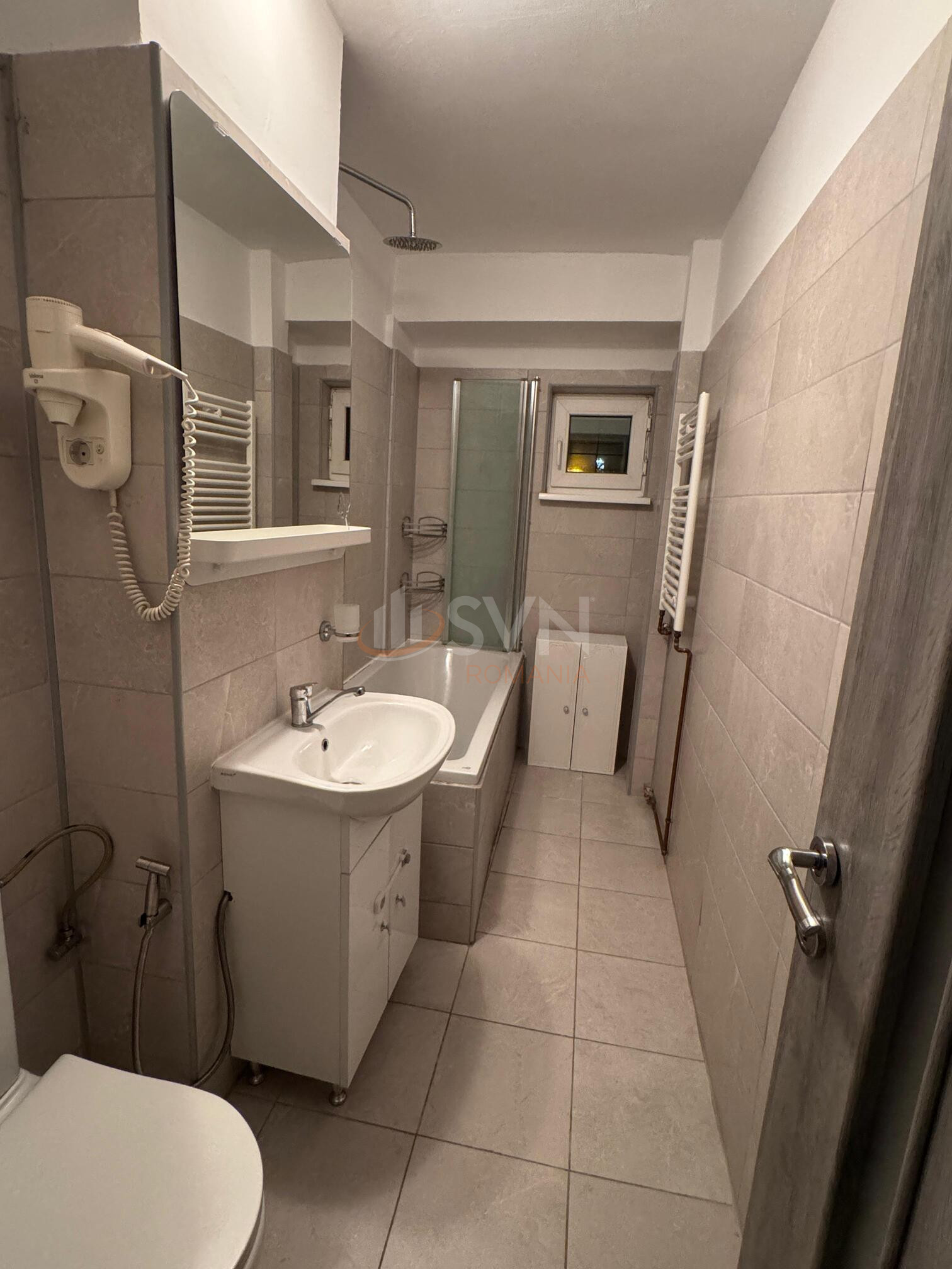Apartament, 3 camere Bucuresti/Lacul Tei