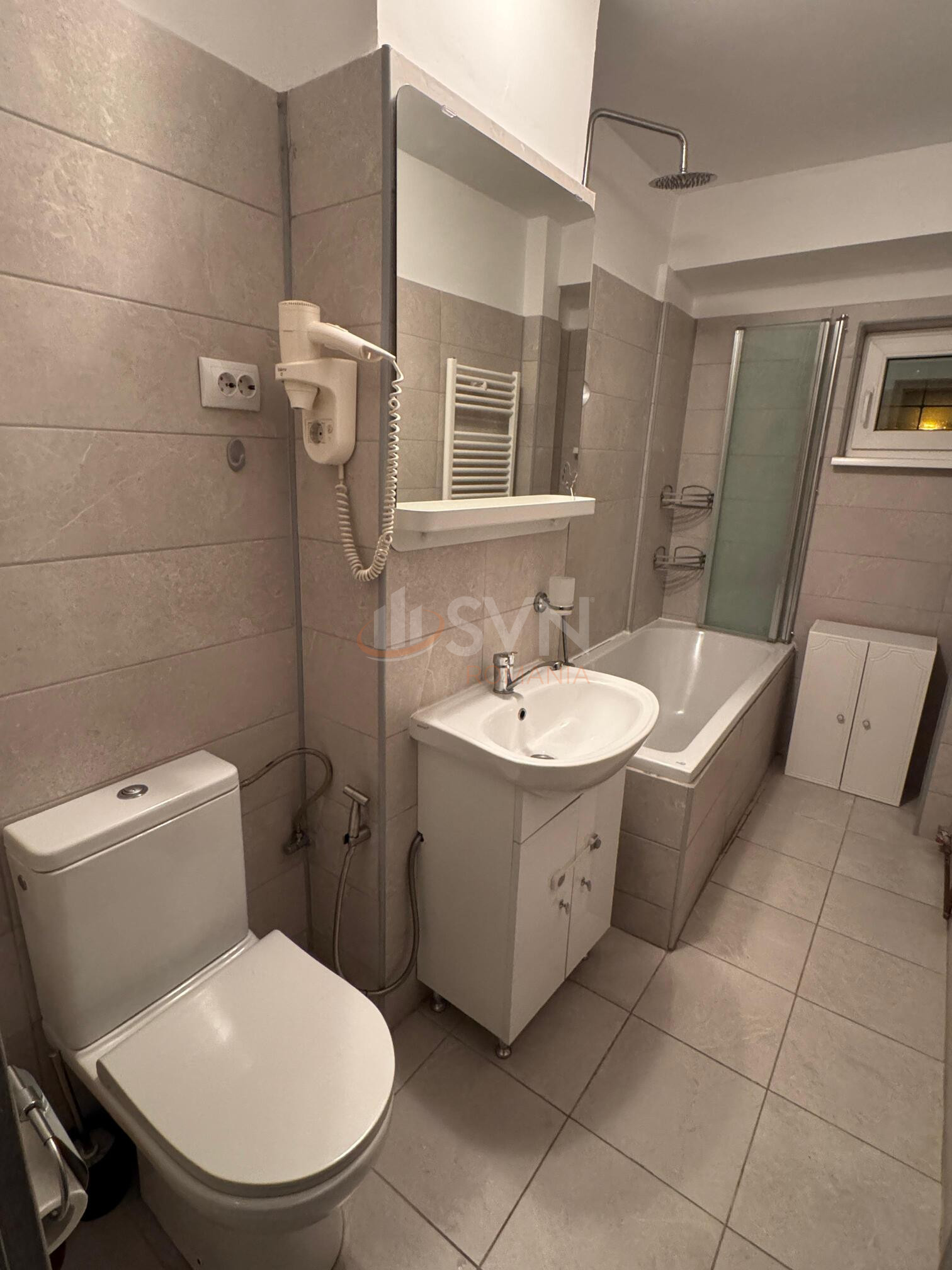Apartament, 3 camere Bucuresti/Lacul Tei