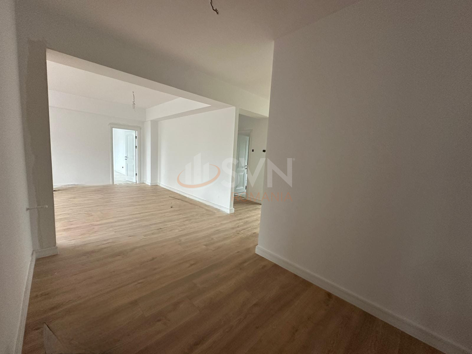 Apartament, 3 camere Bucuresti/Calea Calarasilor