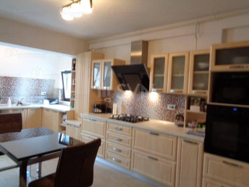 Apartament, 3 camere Bucuresti/Calea Calarasilor