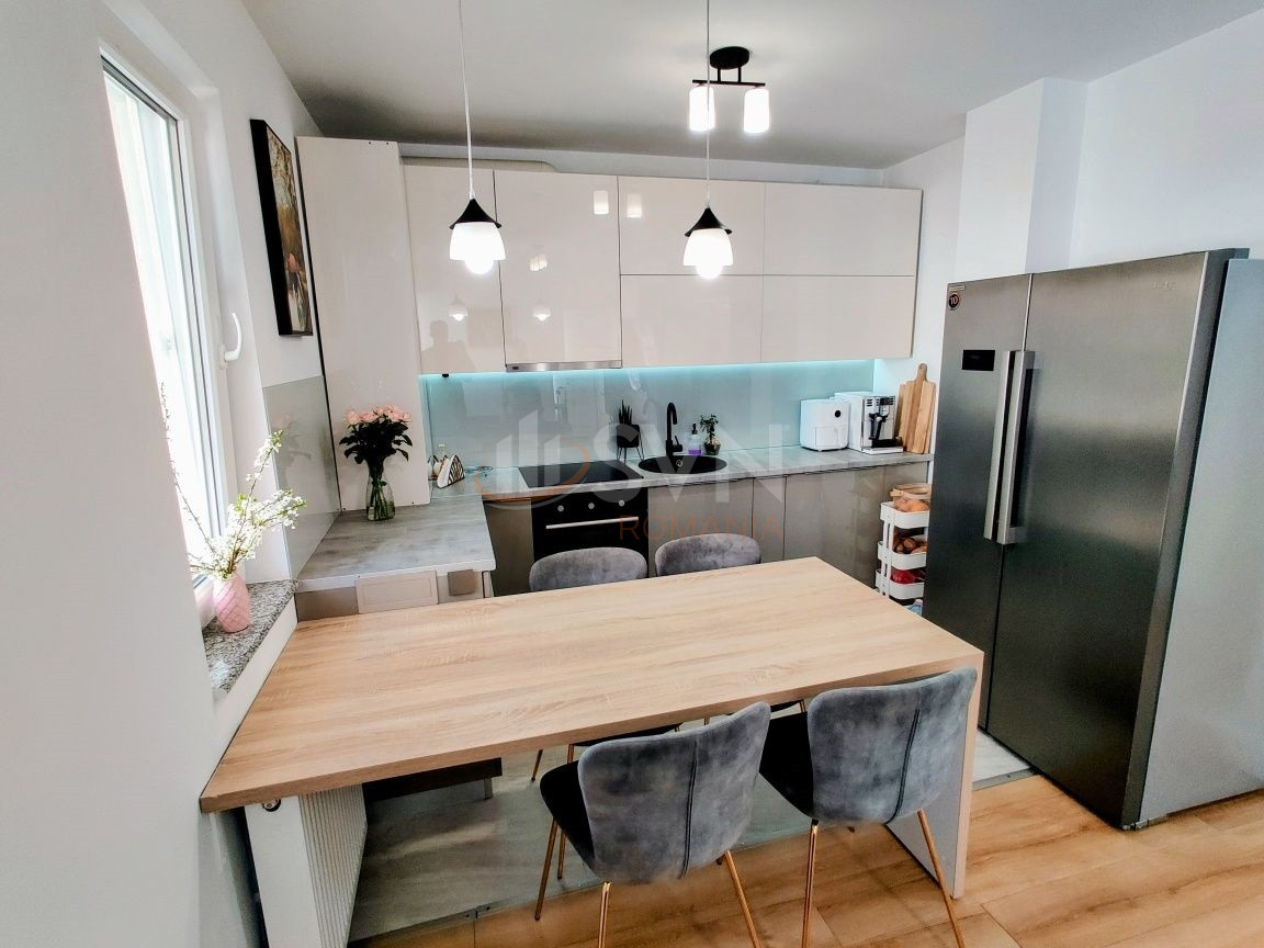 Apartament, 3 camere Cluj/Centru