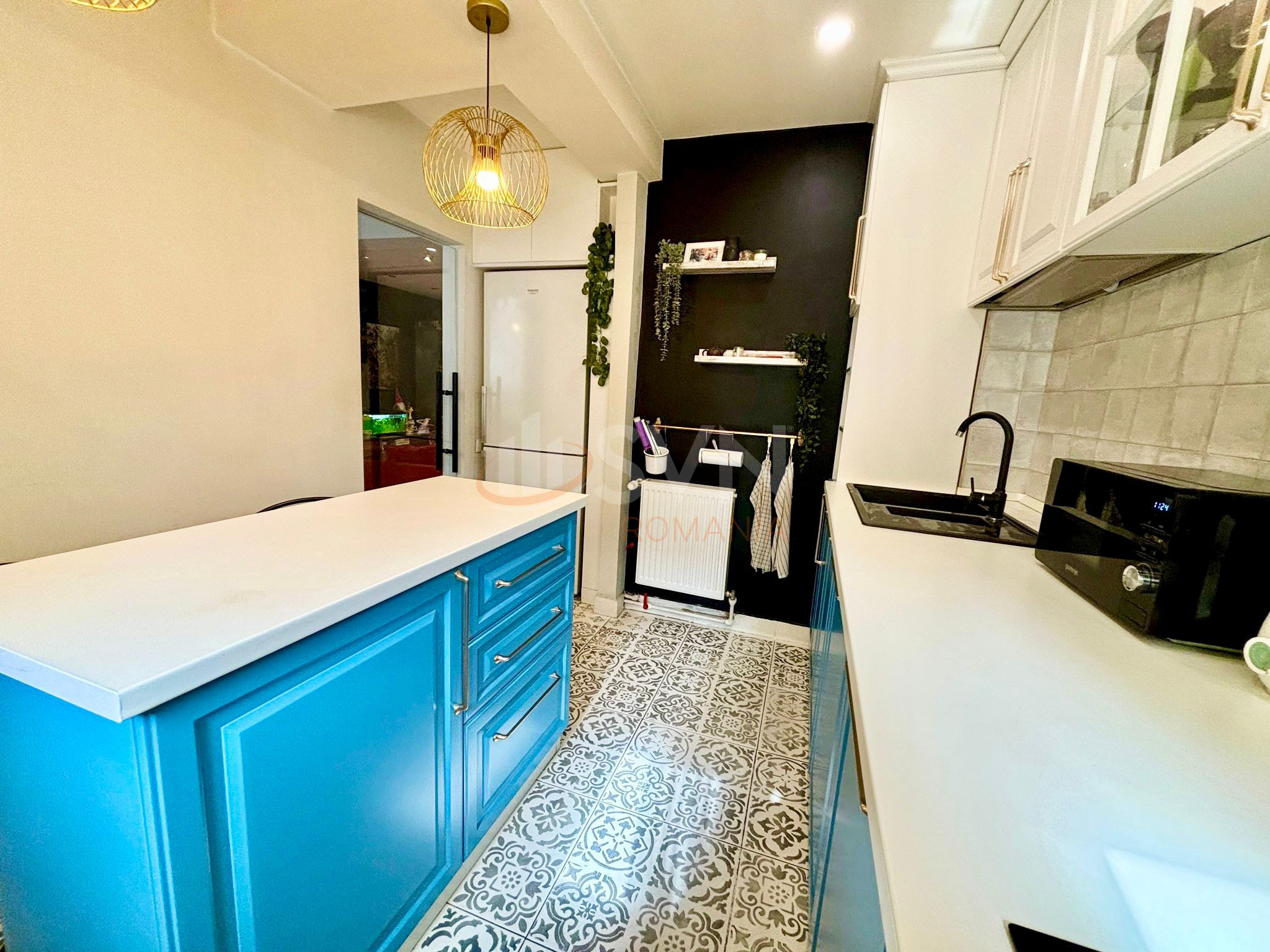 Apartament, 3 camere Bucuresti/Calea Victoriei