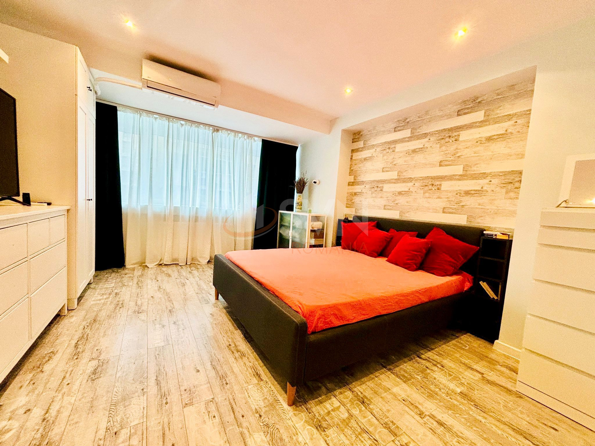 Apartament, 3 camere Bucuresti/Calea Victoriei