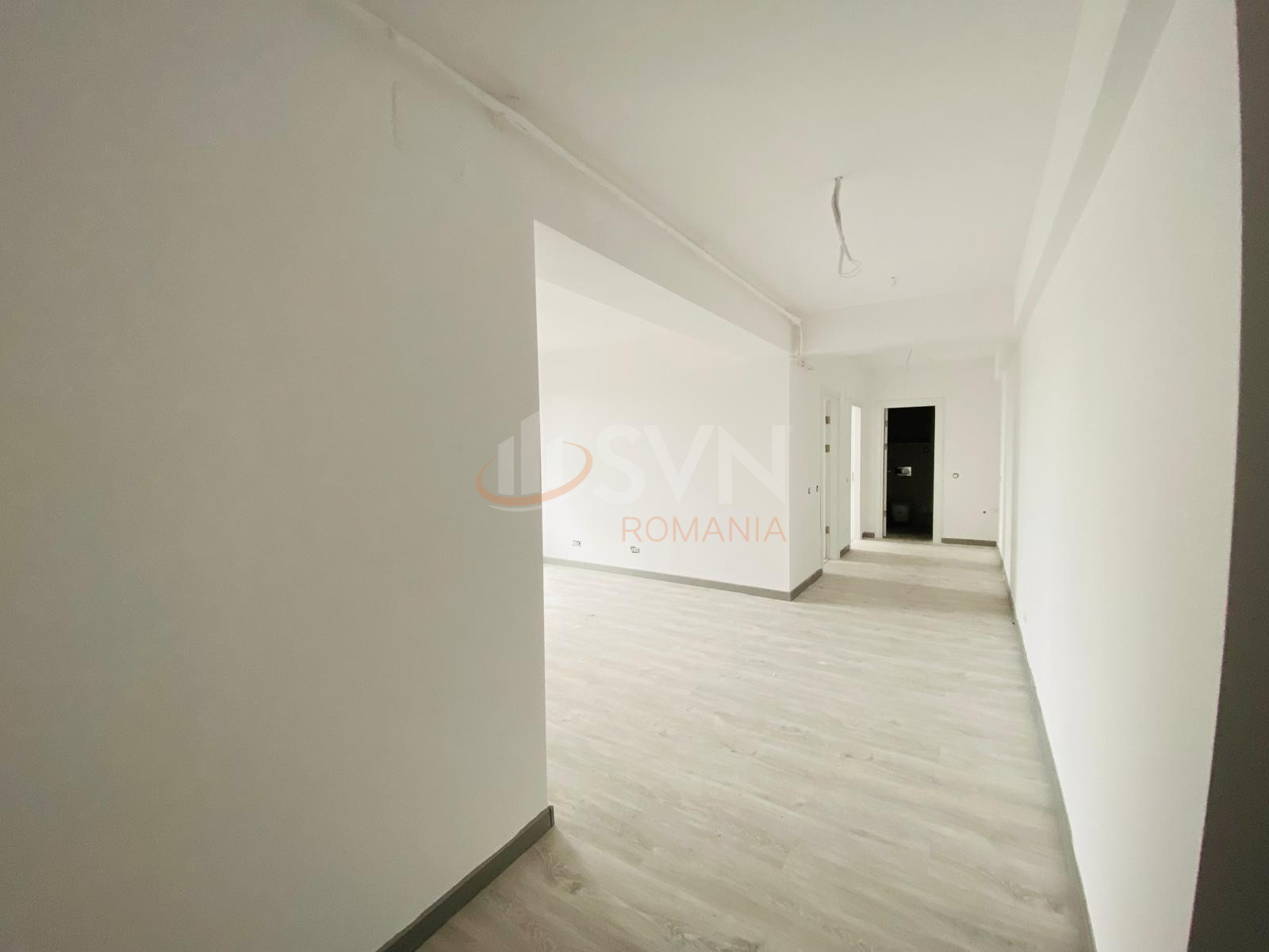 Apartament, 3 camere Bucuresti/Straulesti