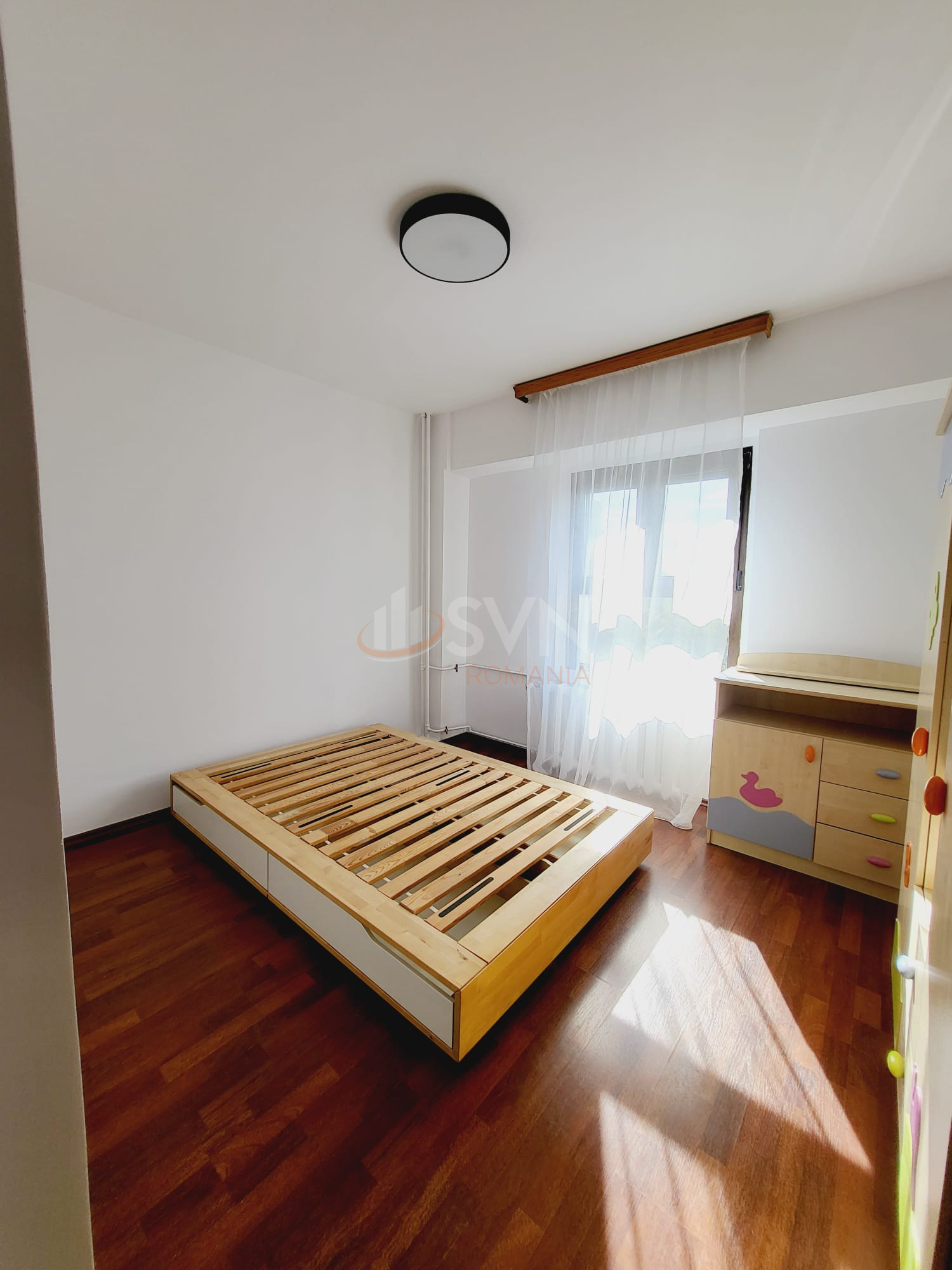 Apartament, 3 camere Bucuresti/Piata Muncii