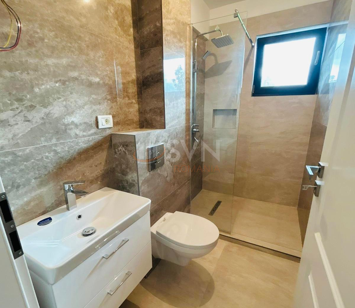 Apartament, 3 camere Bucuresti/Straulesti