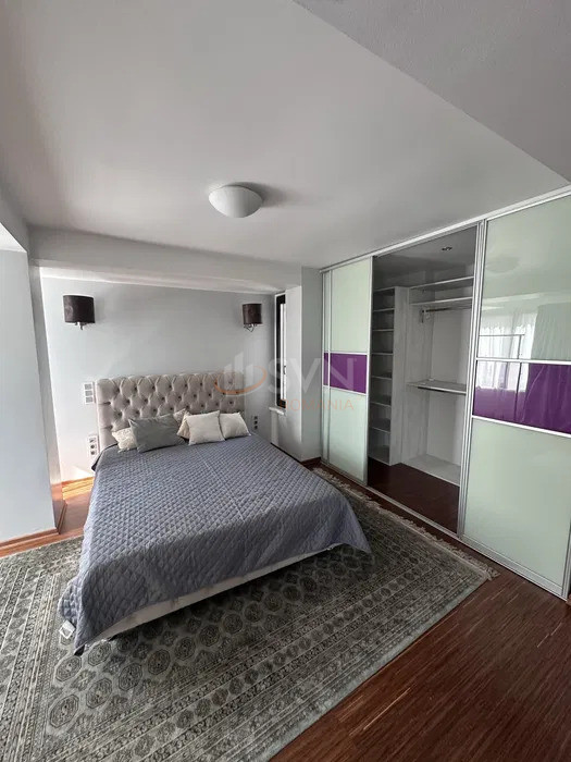 Apartament, 3 camere Bucuresti/Primaverii