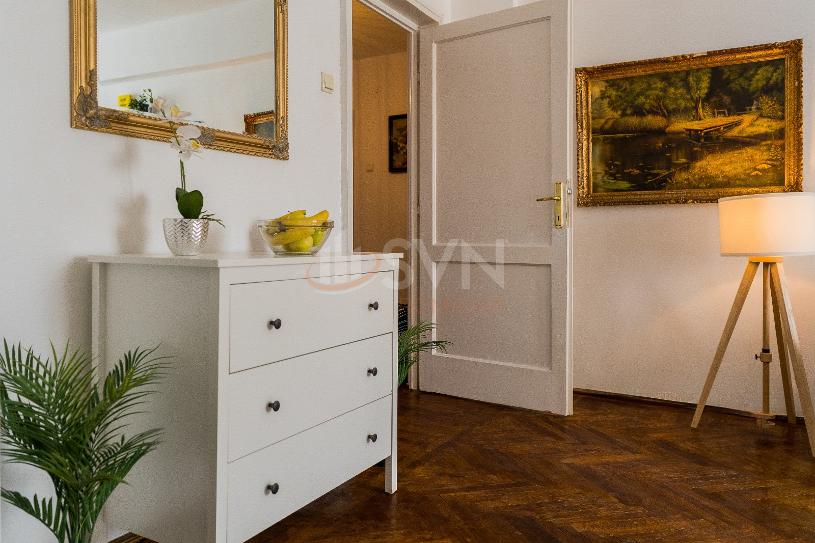Apartament, 3 camere Bucuresti/Calea Victoriei