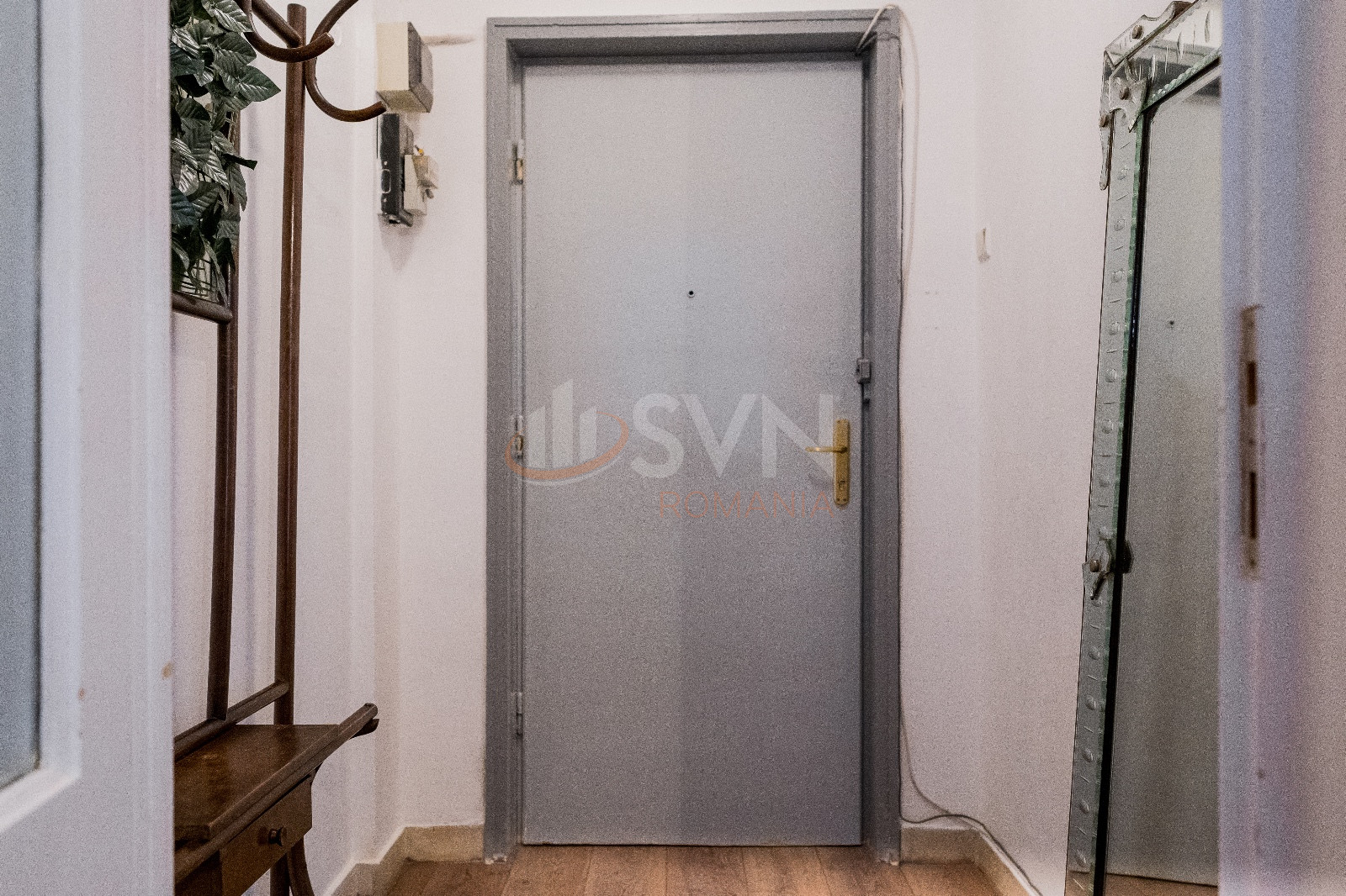 Apartament, 3 camere Bucuresti/Calea Victoriei