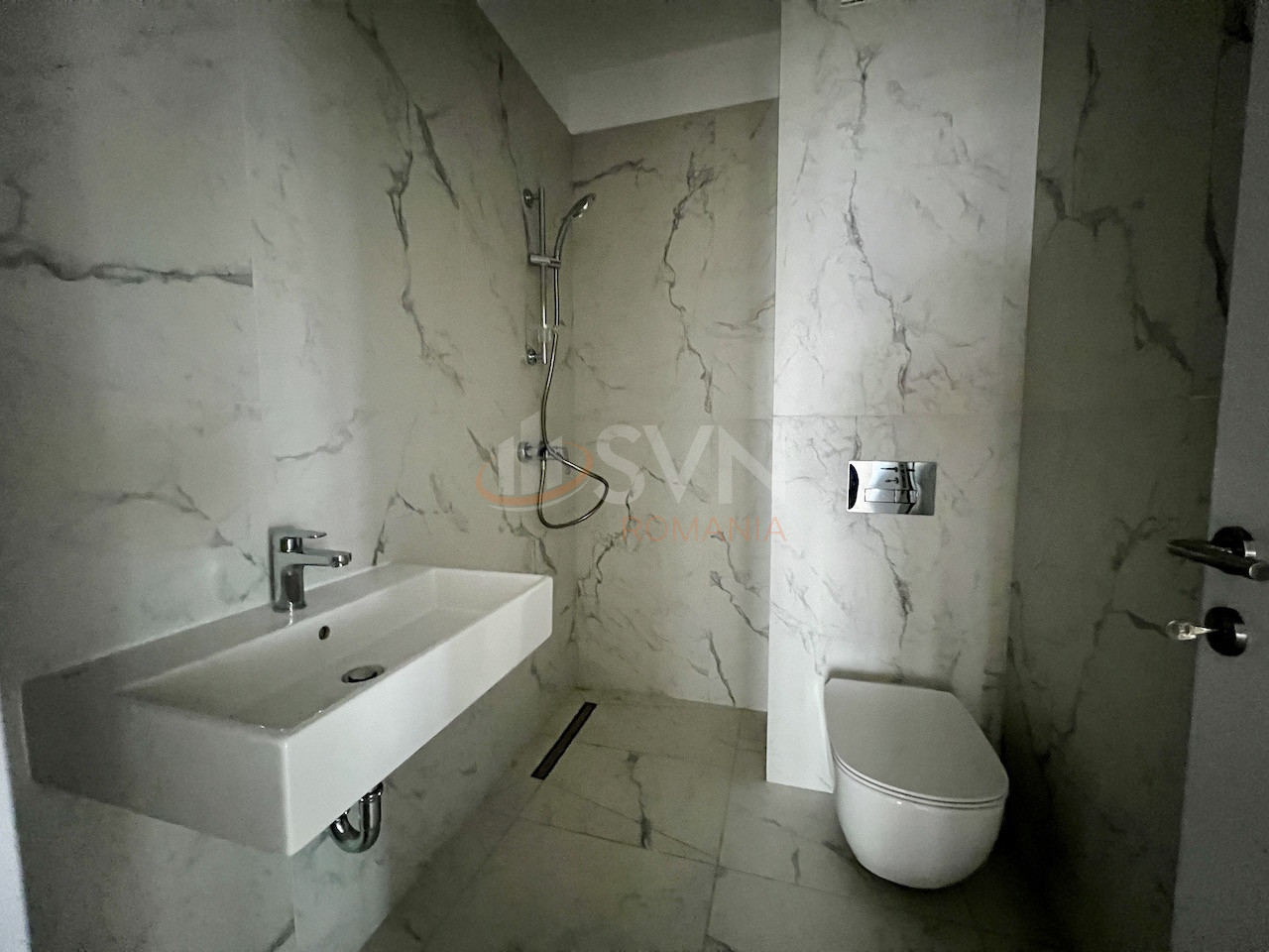 Apartament, 3 camere Bucuresti/Lacul Tei