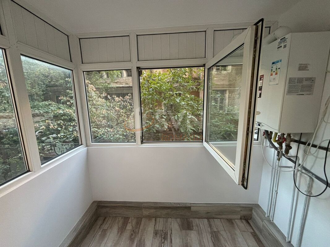 Apartament, 3 camere Bucuresti/Crangasi