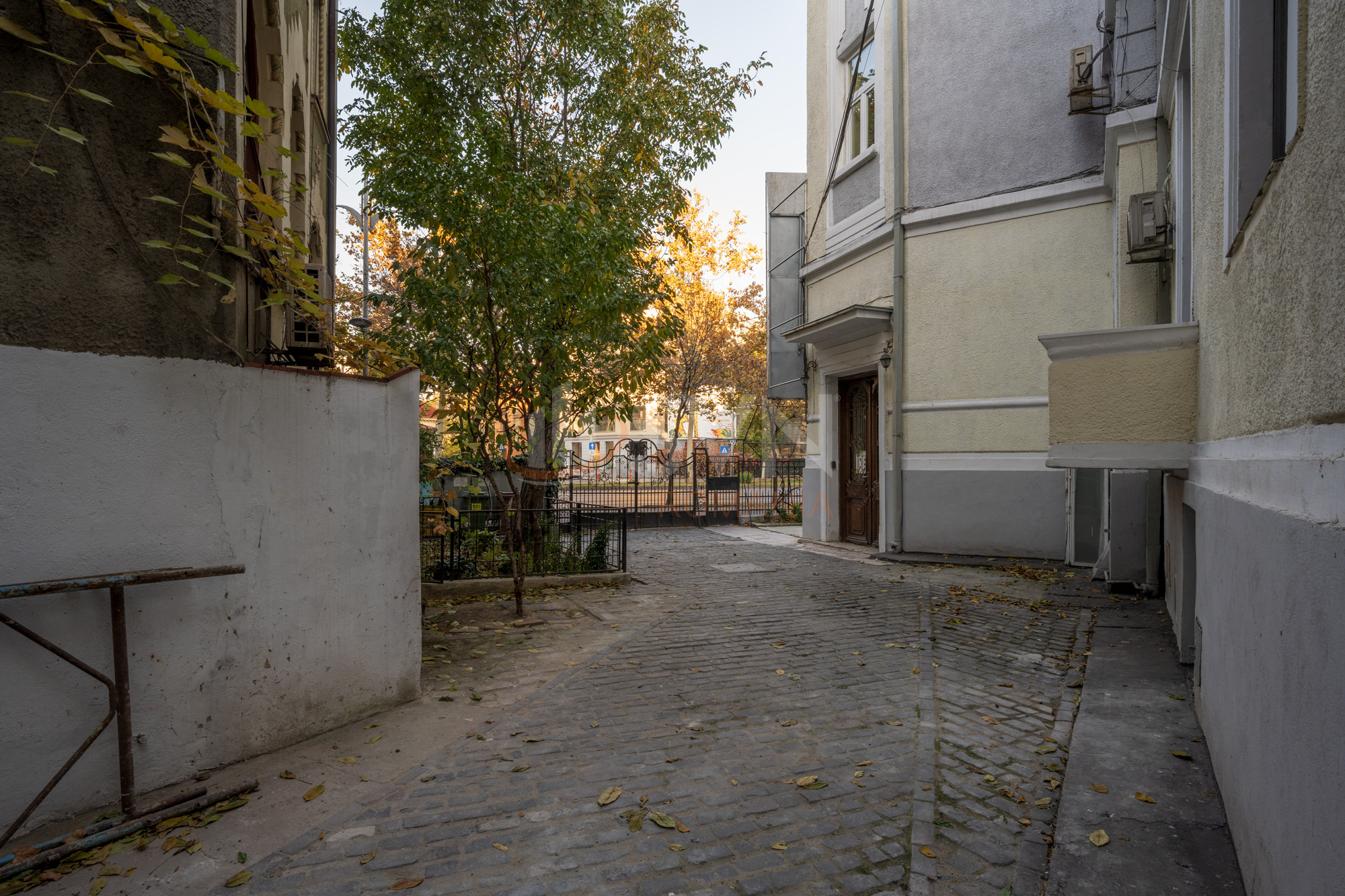 Apartament, 3 camere Bucuresti/Piata Romana