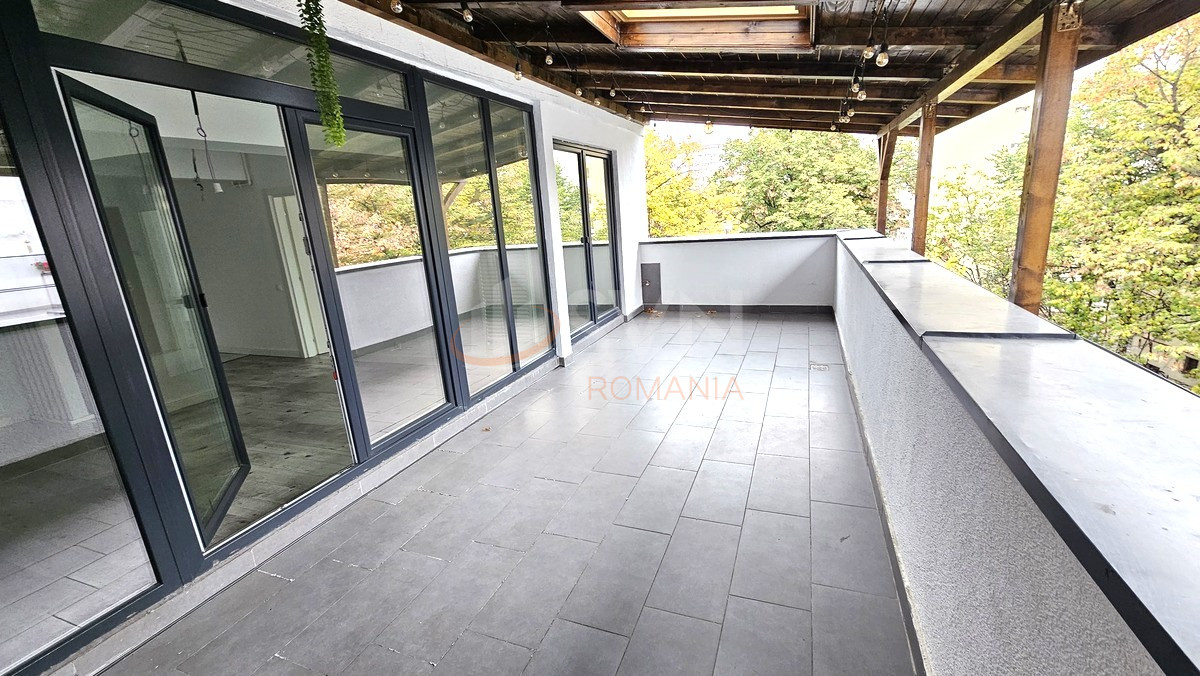 Apartament, 3 camere Bucuresti/Dacia