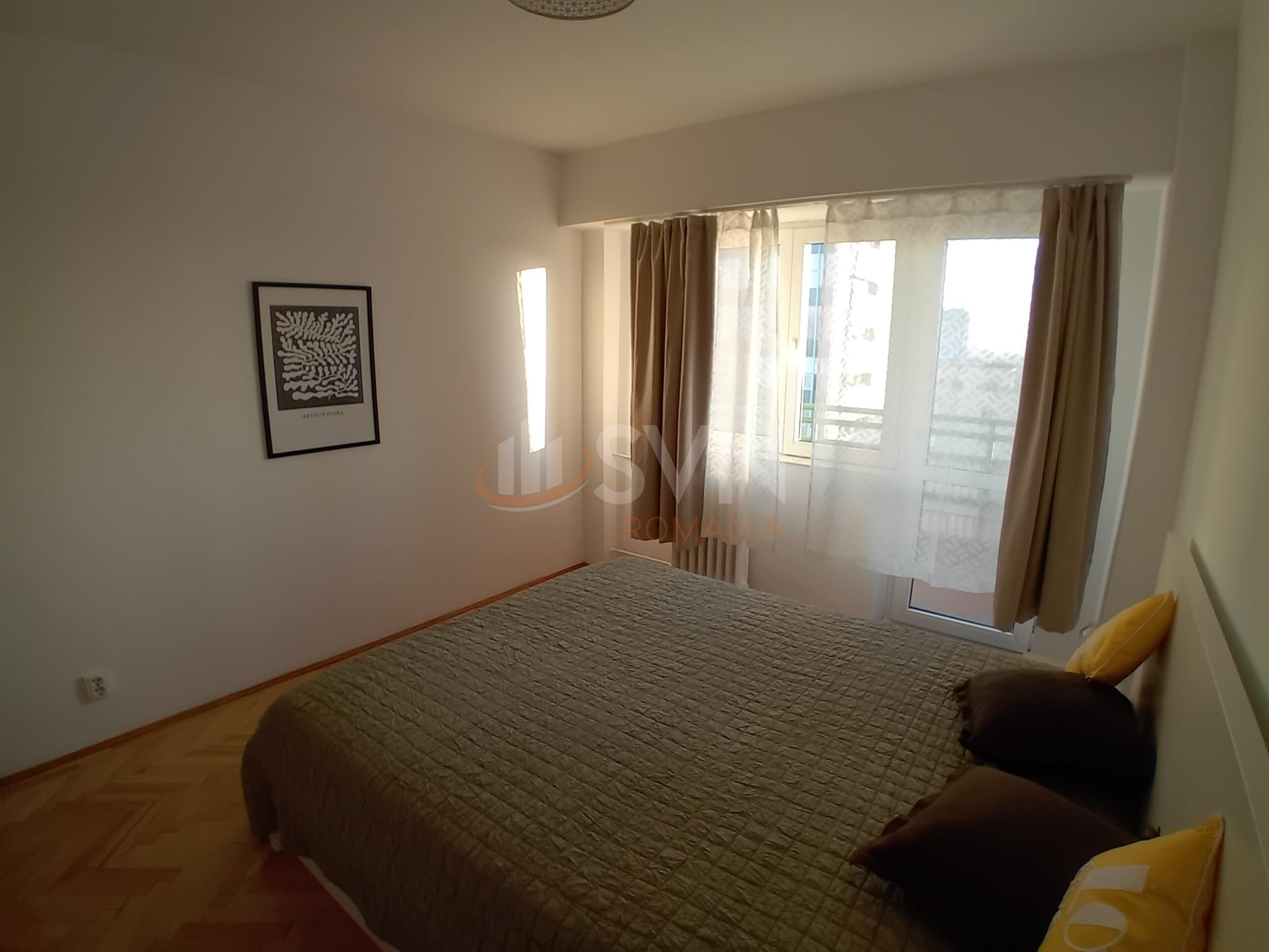Apartament, 3 camere Bucuresti/Piata Victoriei