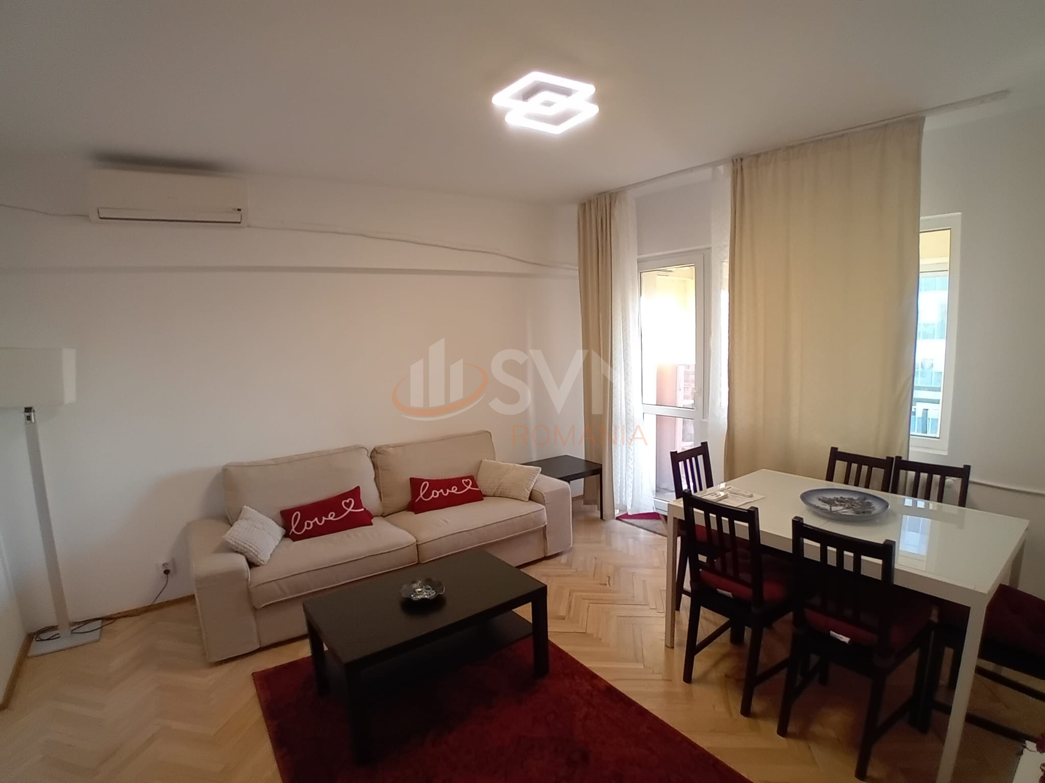 Apartament, 3 camere Bucuresti/Piata Victoriei