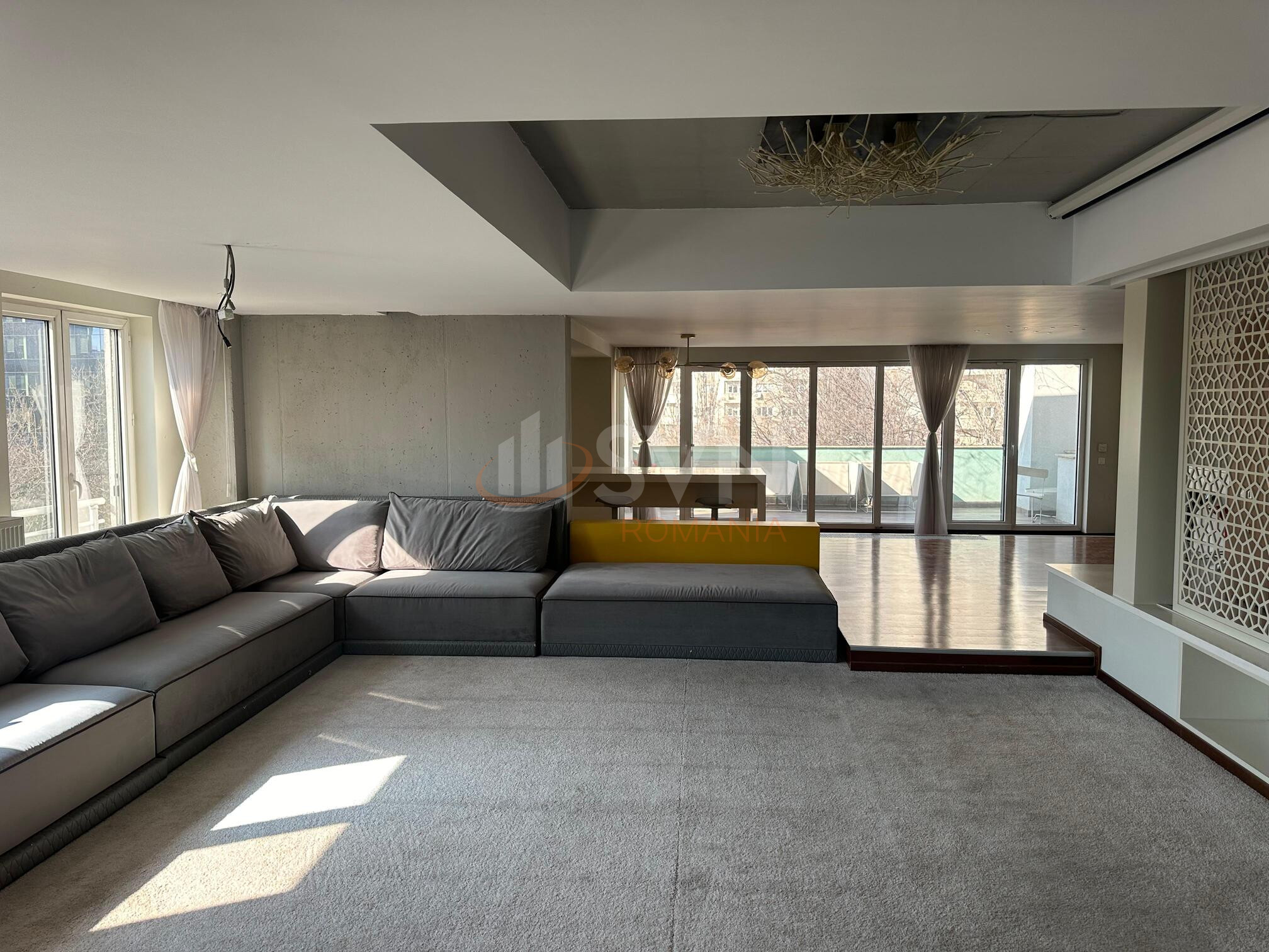 Apartament, 3 camere Bucuresti/Piata Victoriei
