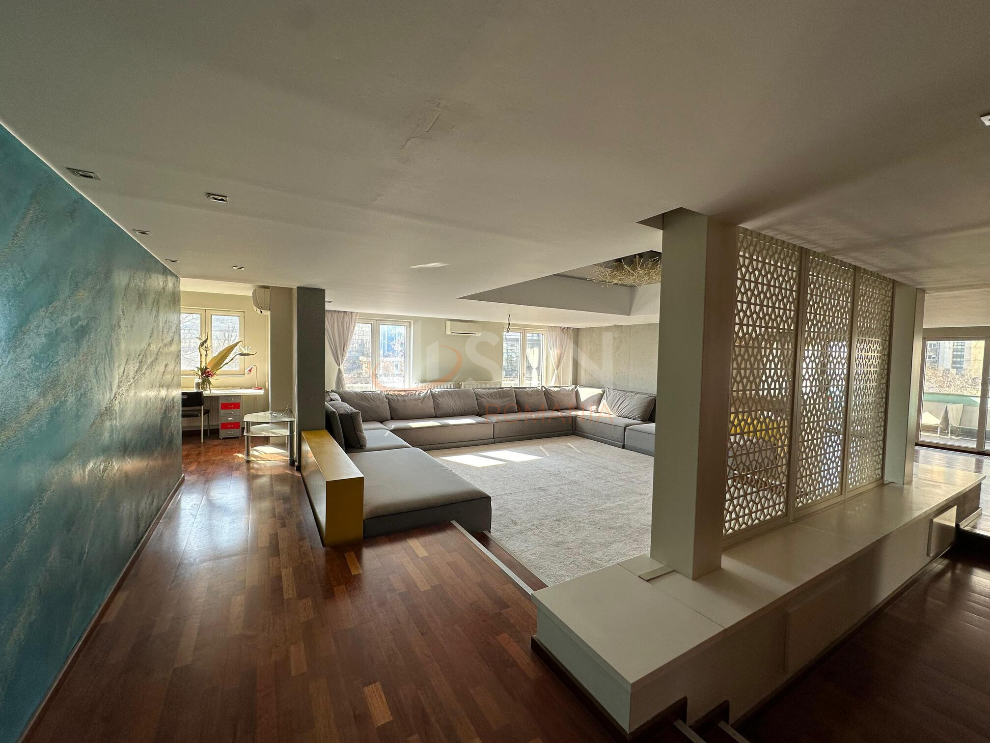 Apartament, 3 camere Bucuresti/Piata Victoriei