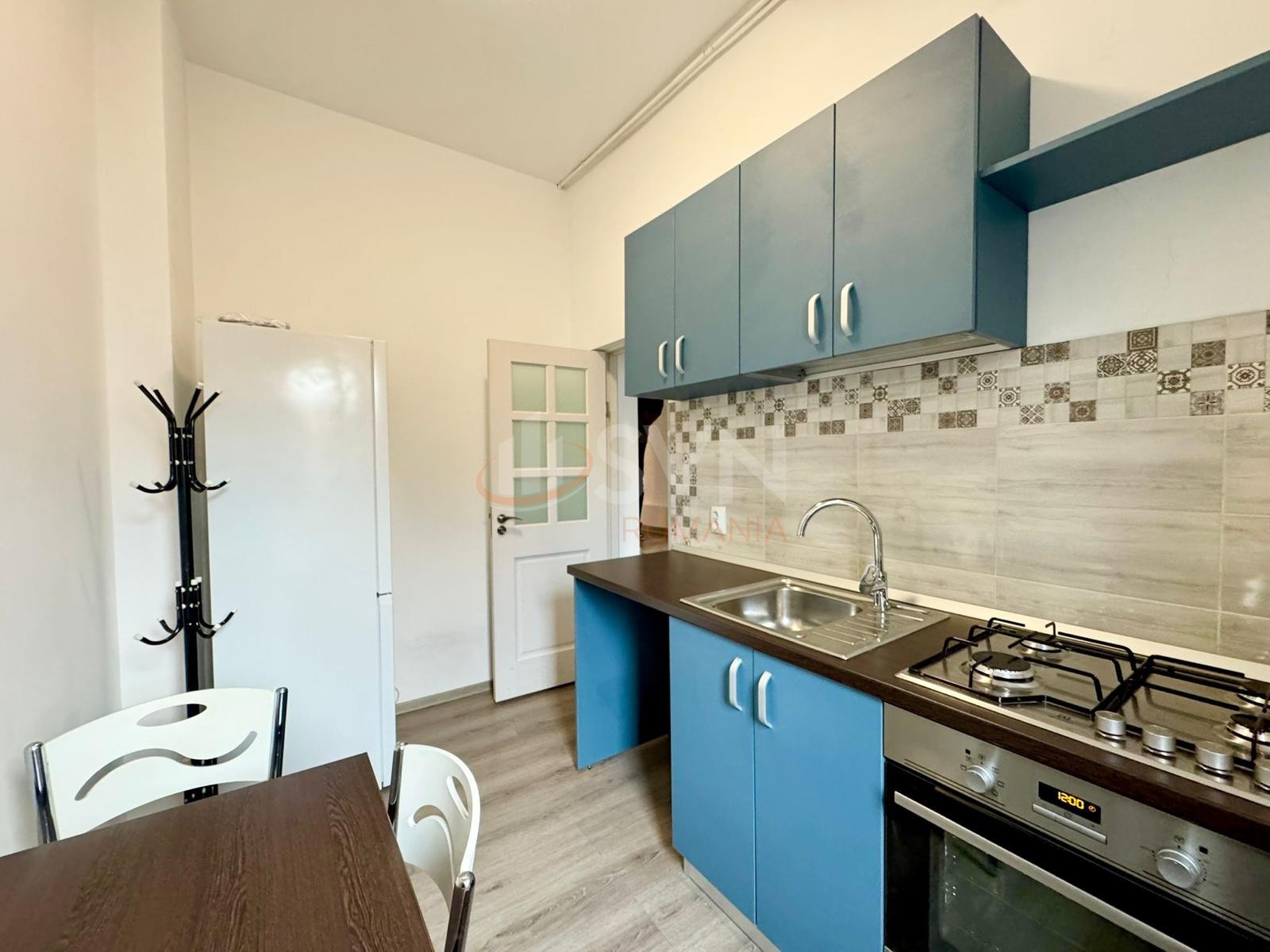 Apartament, 3 camere Bucuresti/Piata Unirii (s3)