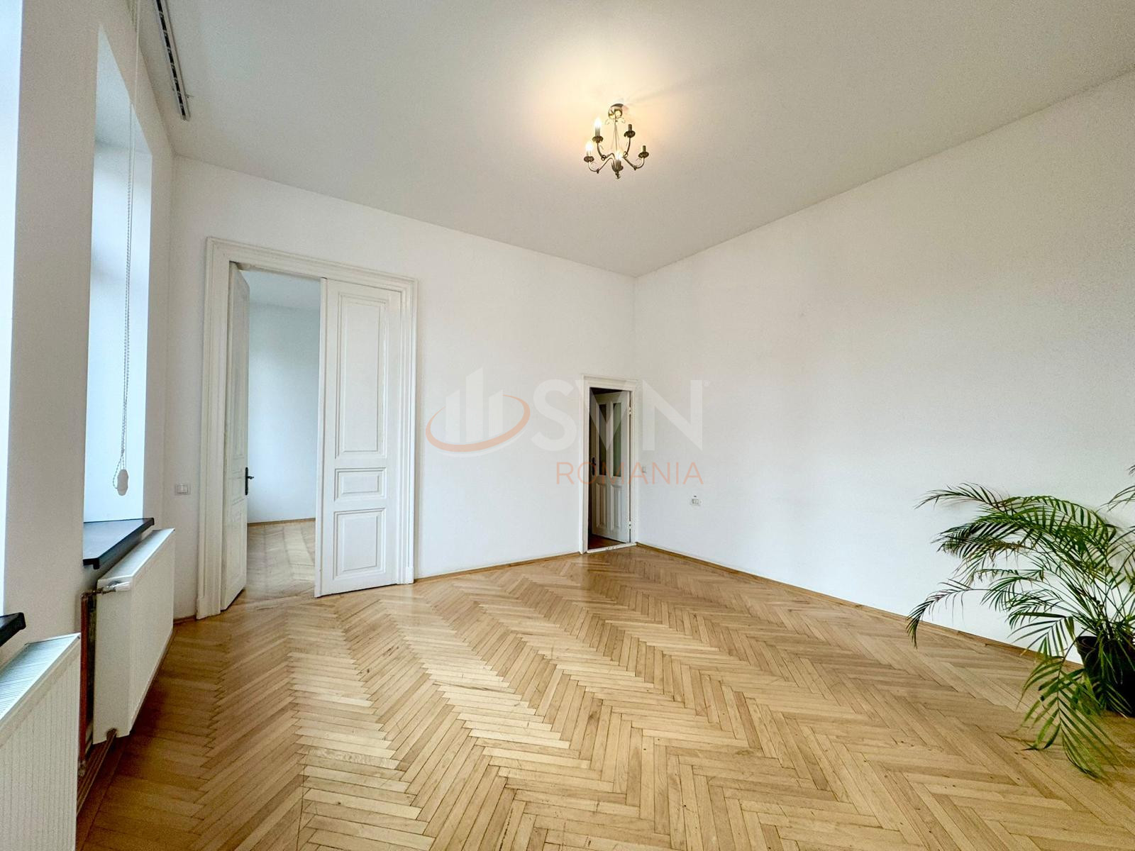 Apartament, 3 camere Bucuresti/Piata Unirii (s3)