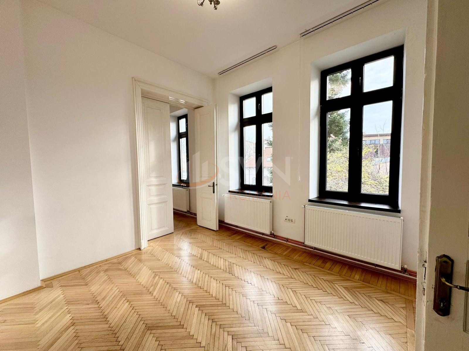 Apartament, 3 camere Bucuresti/Piata Unirii (s3)