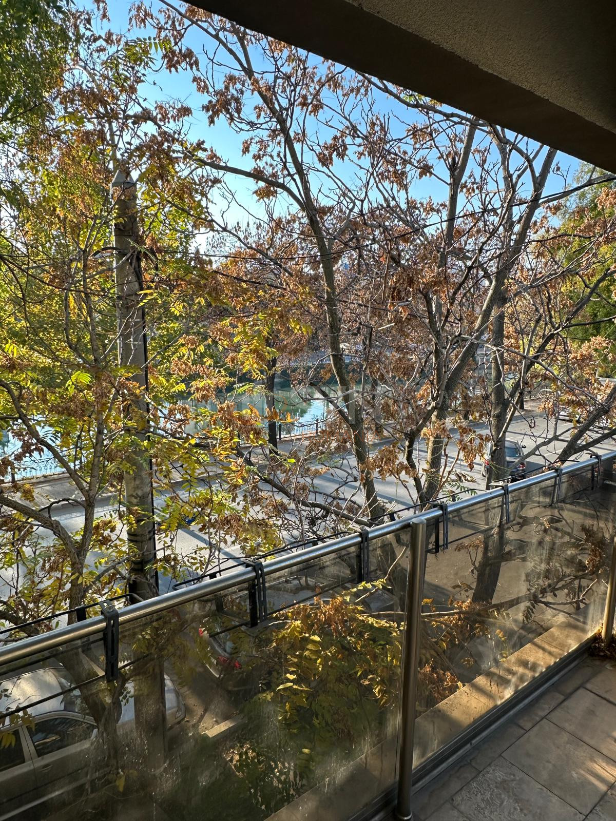 Apartament, 3 camere Bucuresti/Timpuri Noi