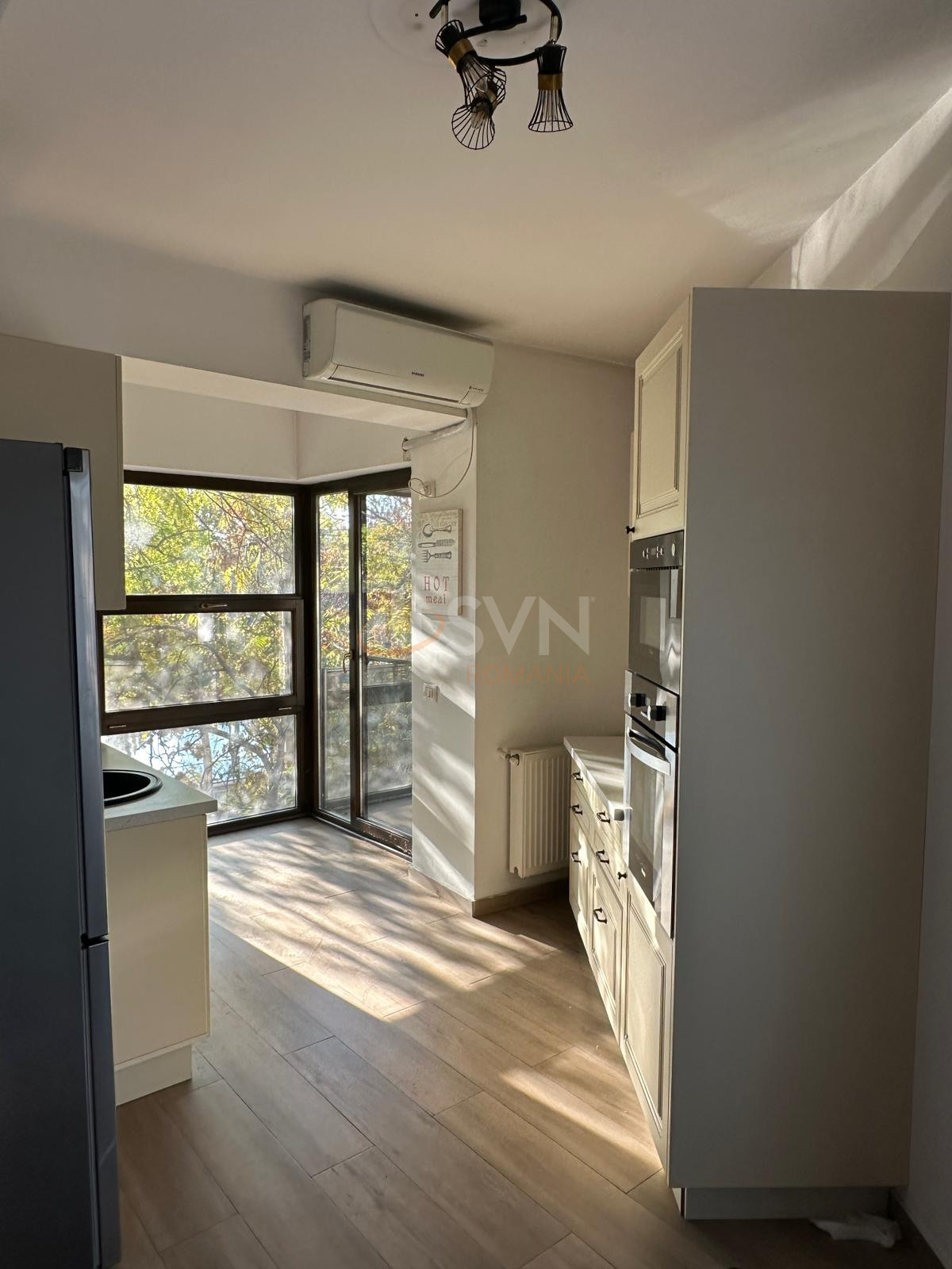Apartament, 3 camere Bucuresti/Timpuri Noi
