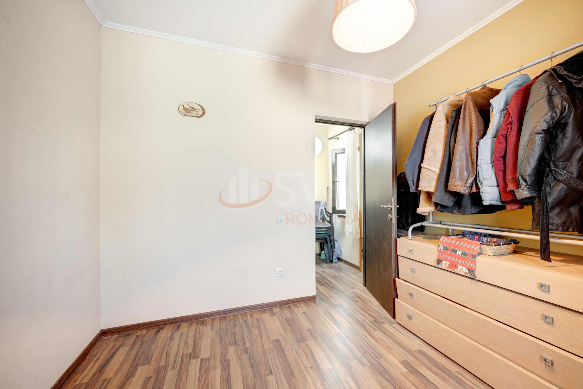 Apartament, 3 camere Bucuresti/Calea Calarasilor