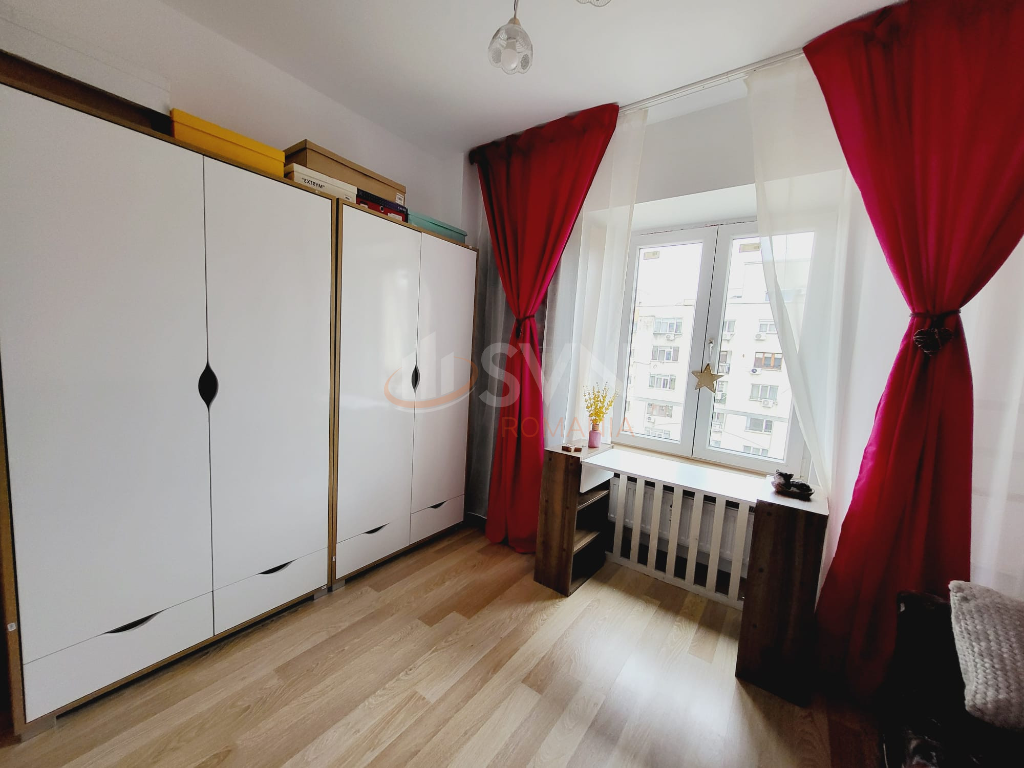 Apartament, 3 camere Bucuresti/Calea Calarasilor