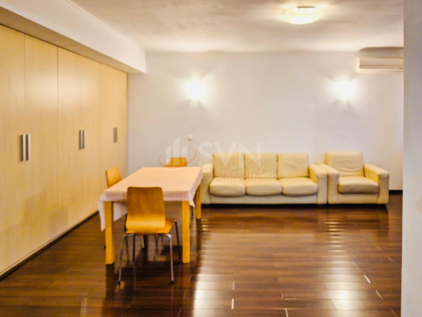Apartament, 3 camere Bucuresti/Straulesti
