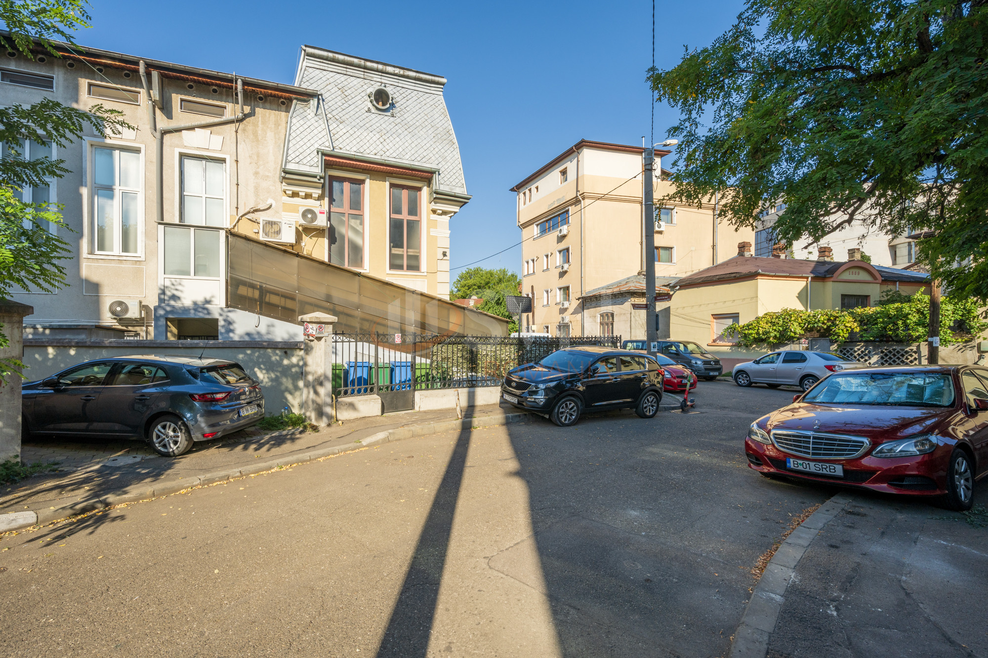 Apartament, 3 camere Bucuresti/Calea Calarasilor