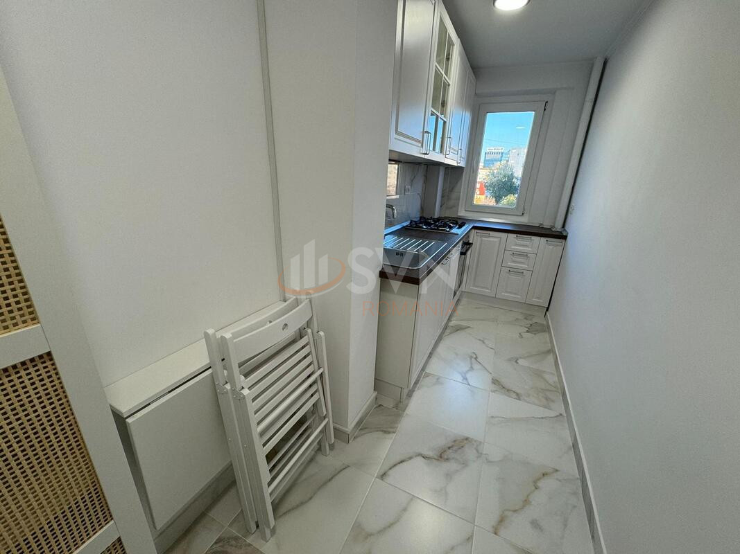 Apartament, 3 camere Bucuresti/Calea Victoriei