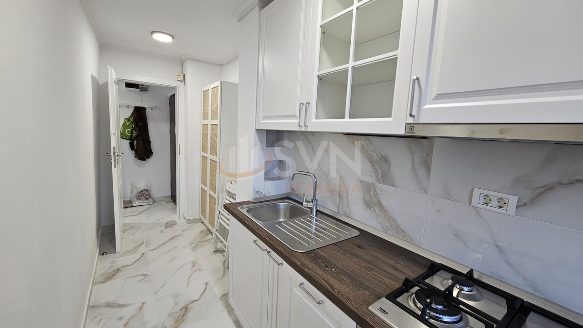 Apartament, 3 camere Bucuresti/Calea Victoriei