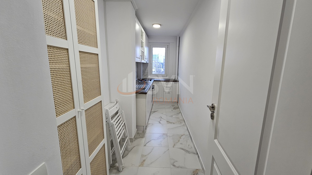 Apartament, 3 camere Bucuresti/Calea Victoriei