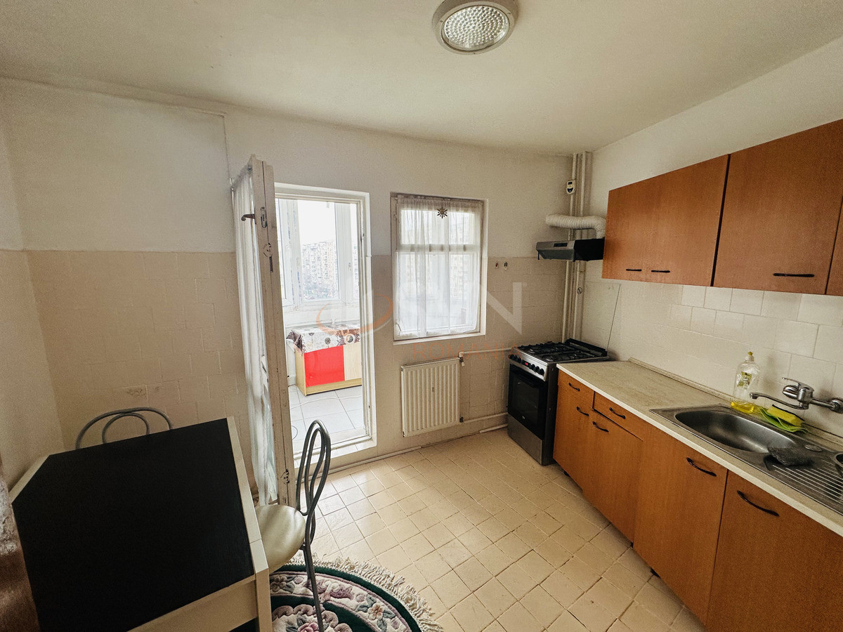 Apartament, 3 camere Bucuresti/Crangasi
